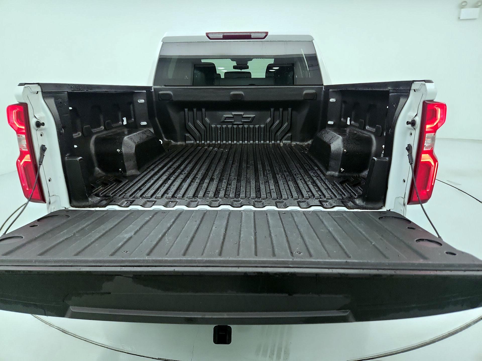 Thumbnail: 2023 Chevrolet Silverado 1500 - 20