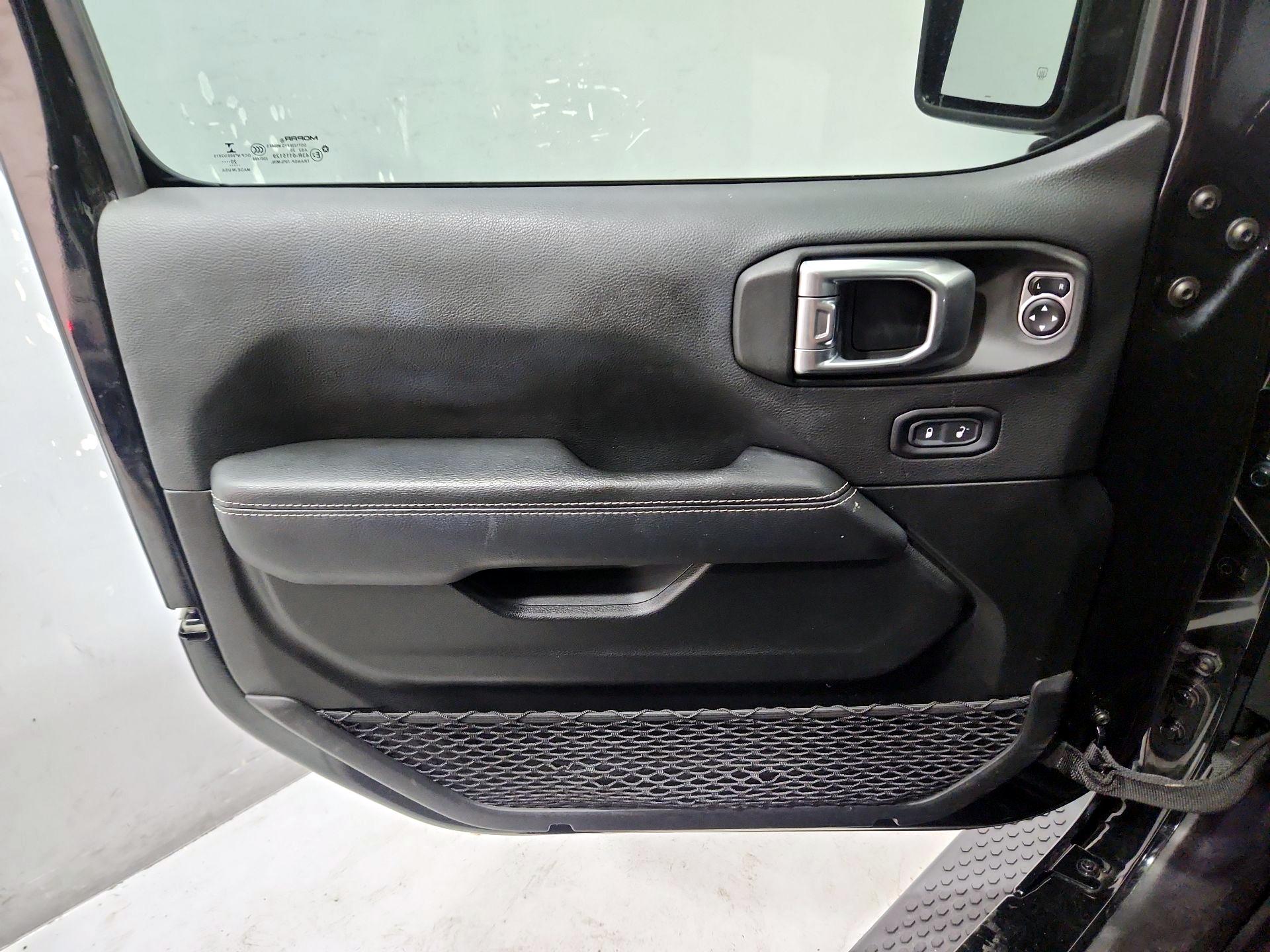Thumbnail: 2021 Jeep Wrangler - 12