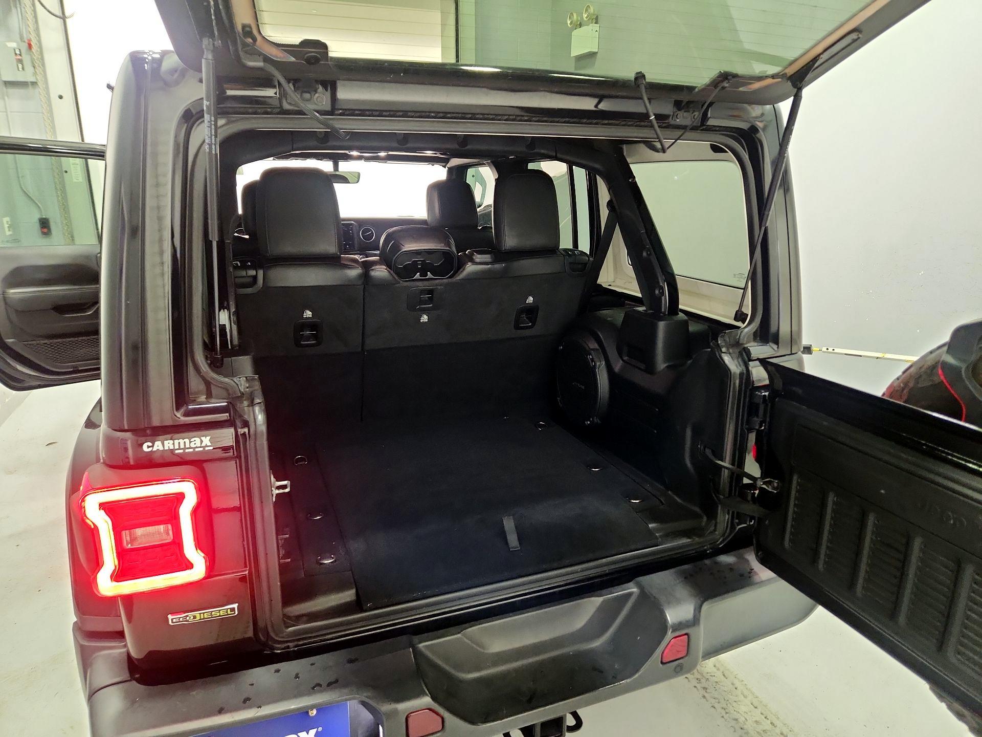 Thumbnail: 2021 Jeep Wrangler - 19
