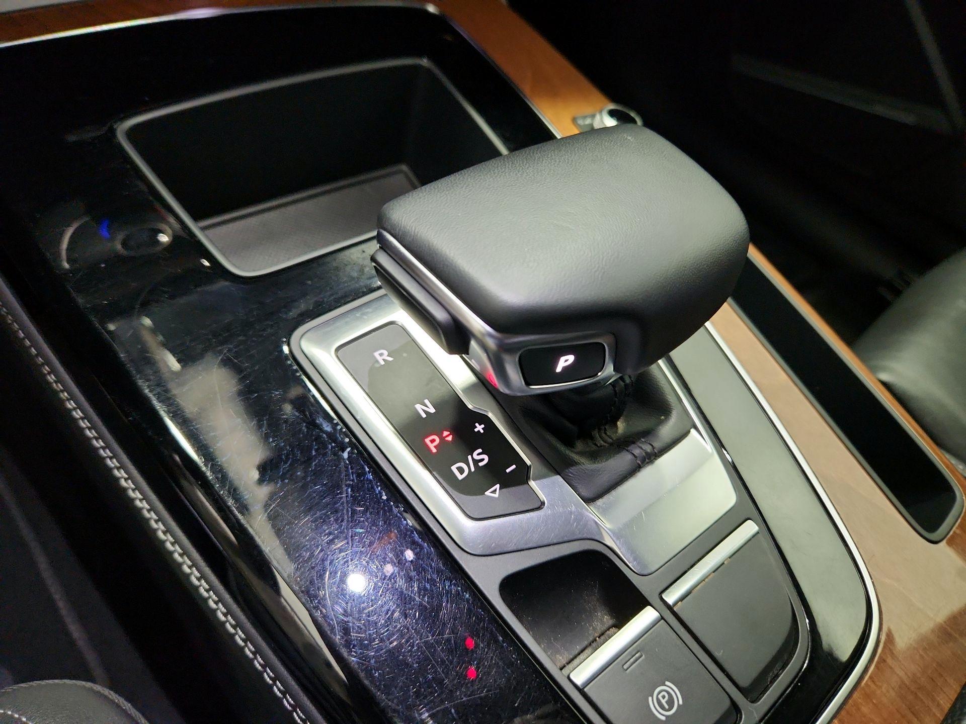 Thumbnail: 2023 Audi Q5 - 17