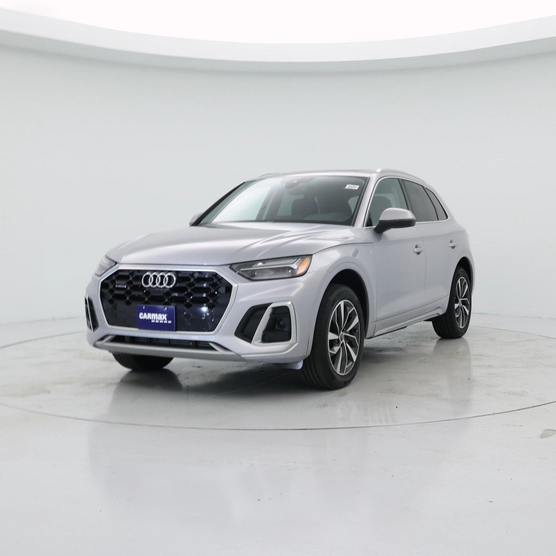 Thumbnail: 2023 Audi Q5 - 4
