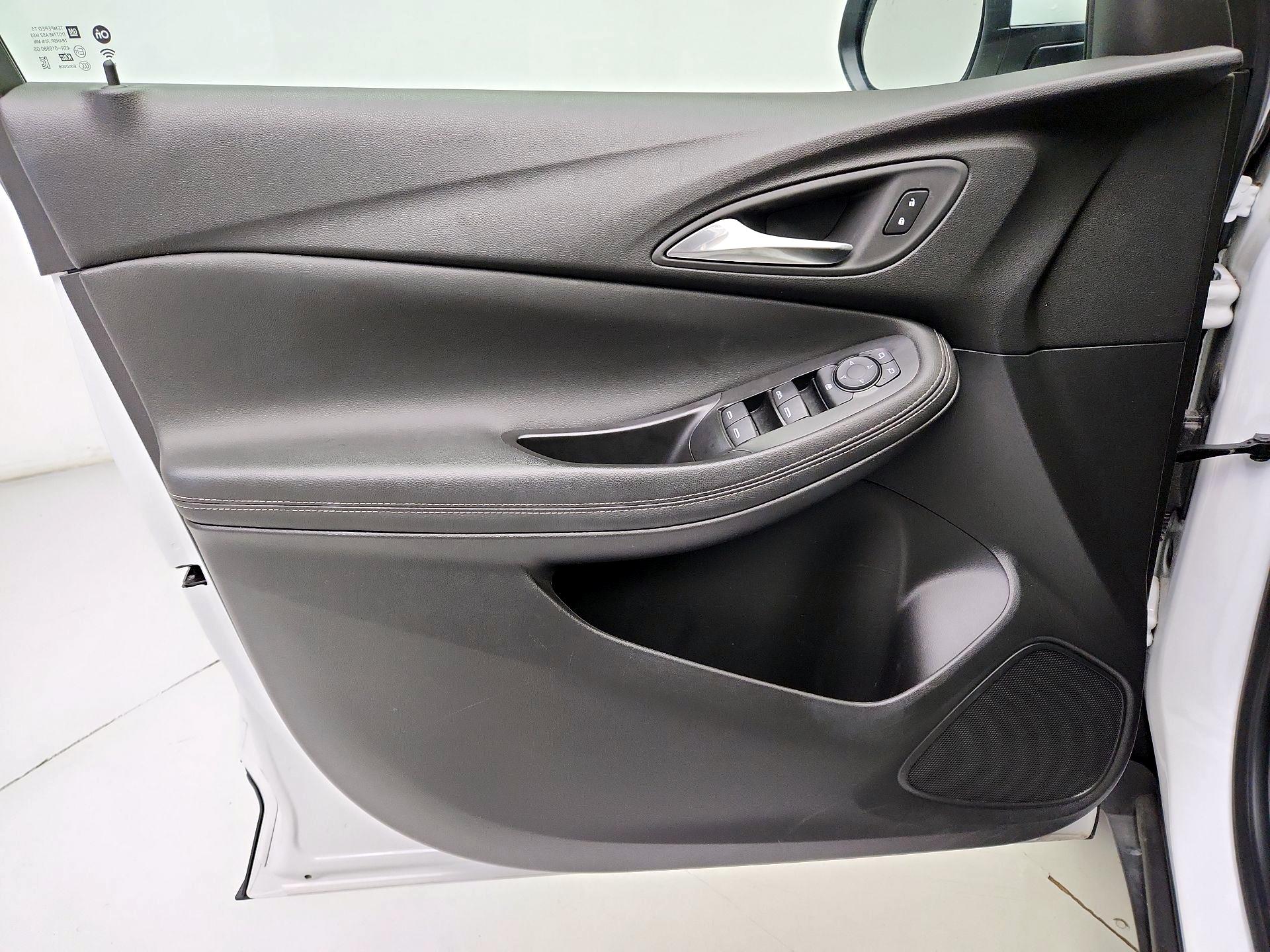 Thumbnail: 2025 Buick Encore GX - 12
