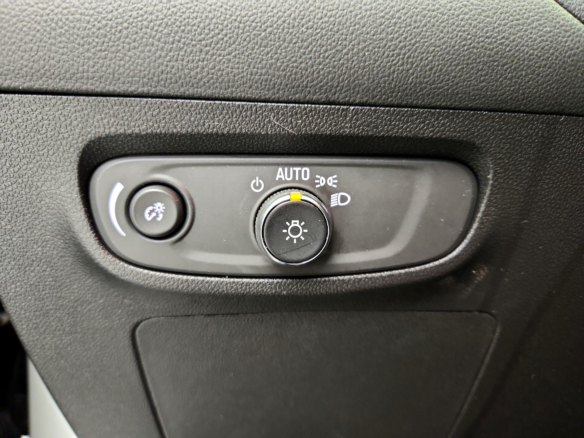 Thumbnail: 2025 Buick Encore GX - 13