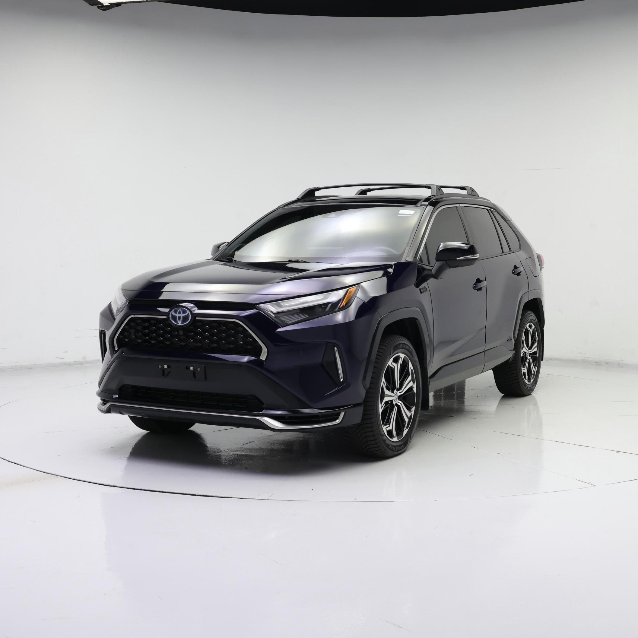 Thumbnail: 2022 Toyota RAV4 - 4