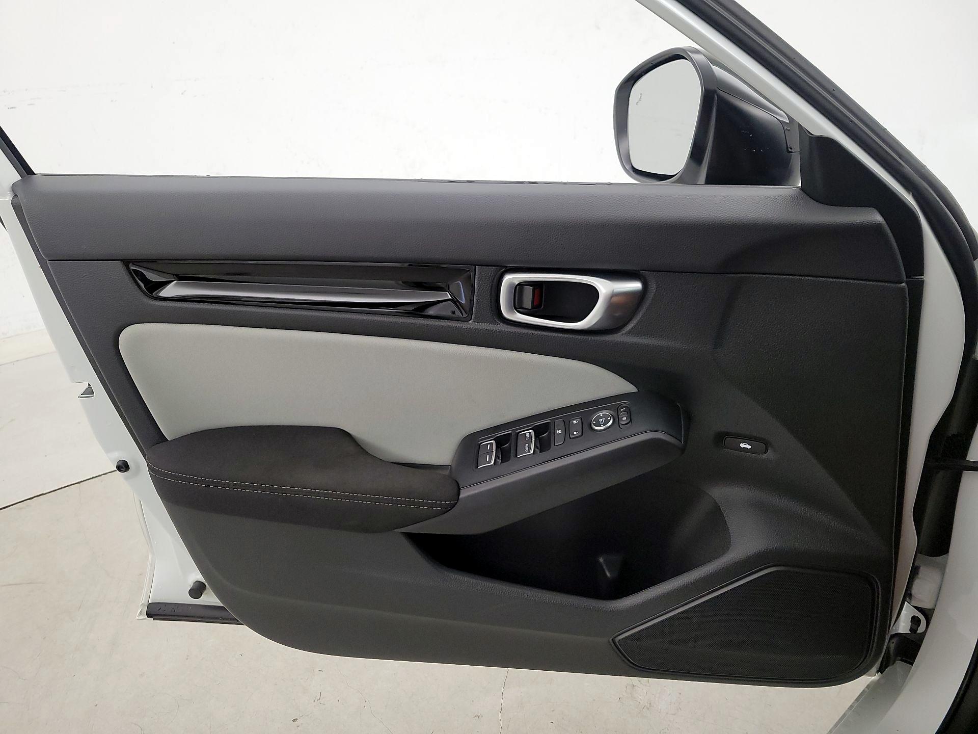 Thumbnail: 2026 Honda Civic - 12