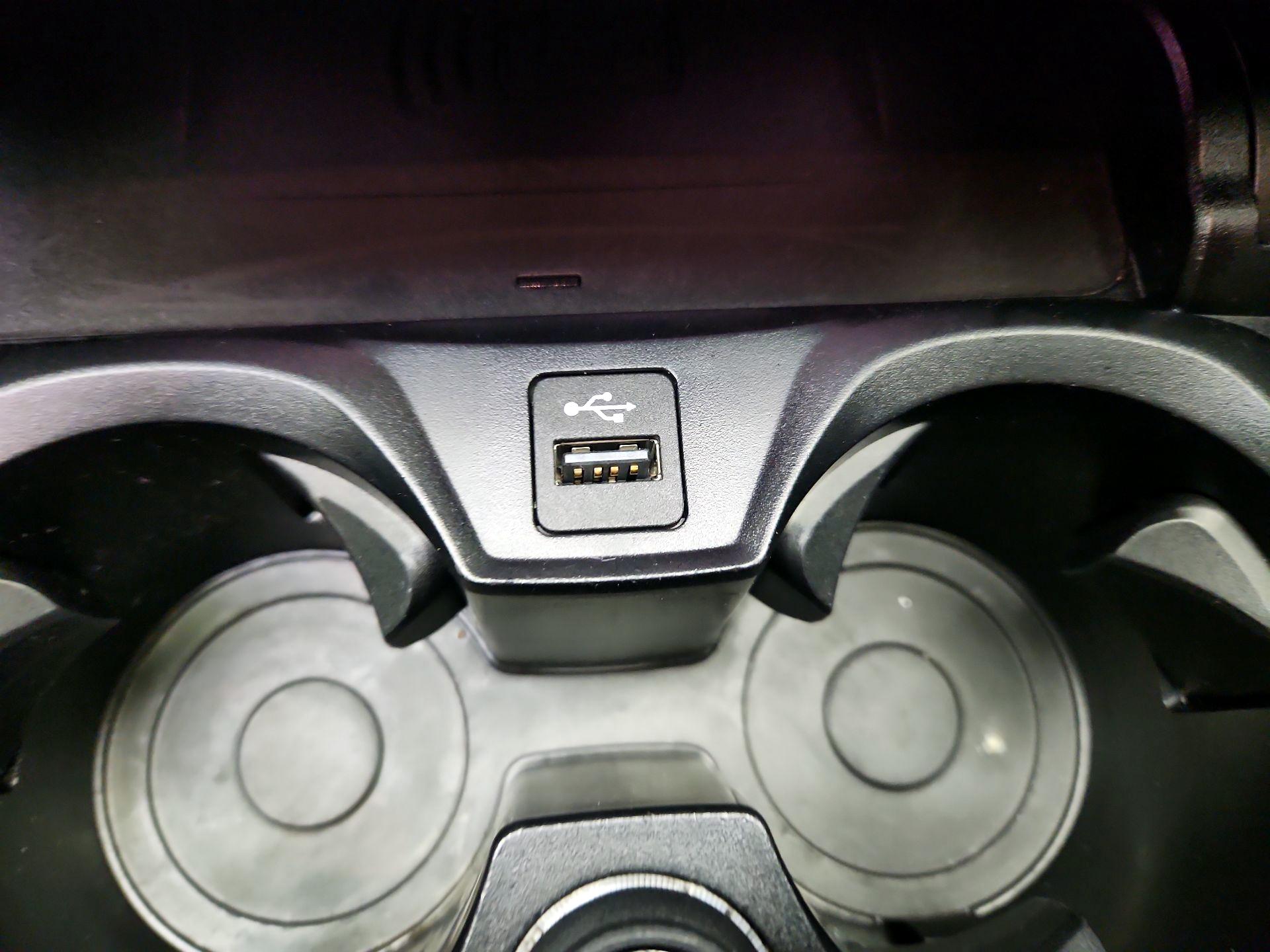 Thumbnail: 2023 BMW M3 - 19