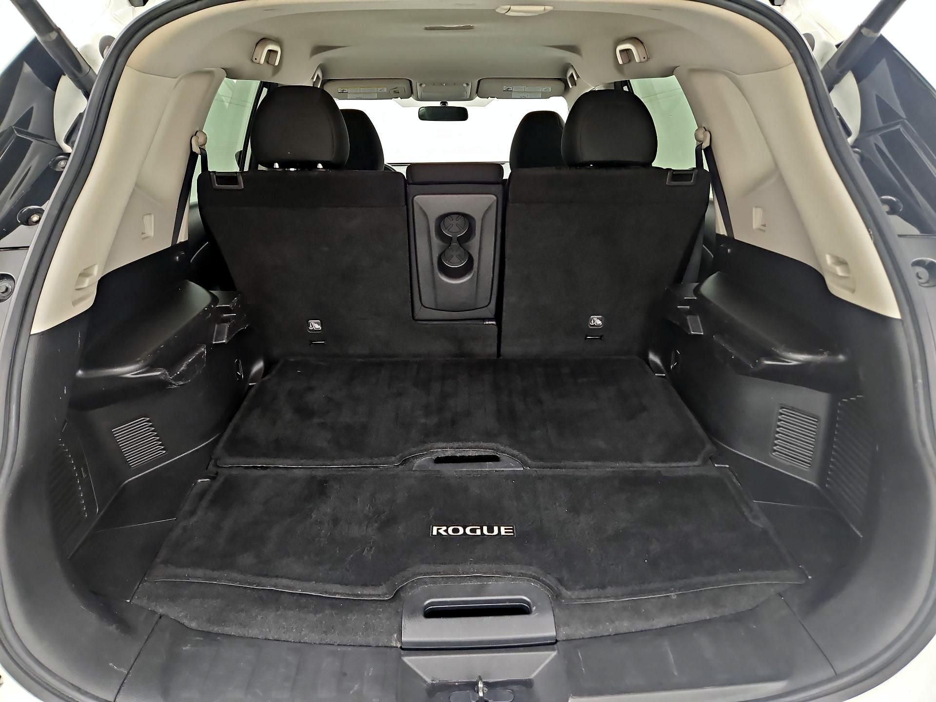 Thumbnail: 2018 Nissan Rogue - 19