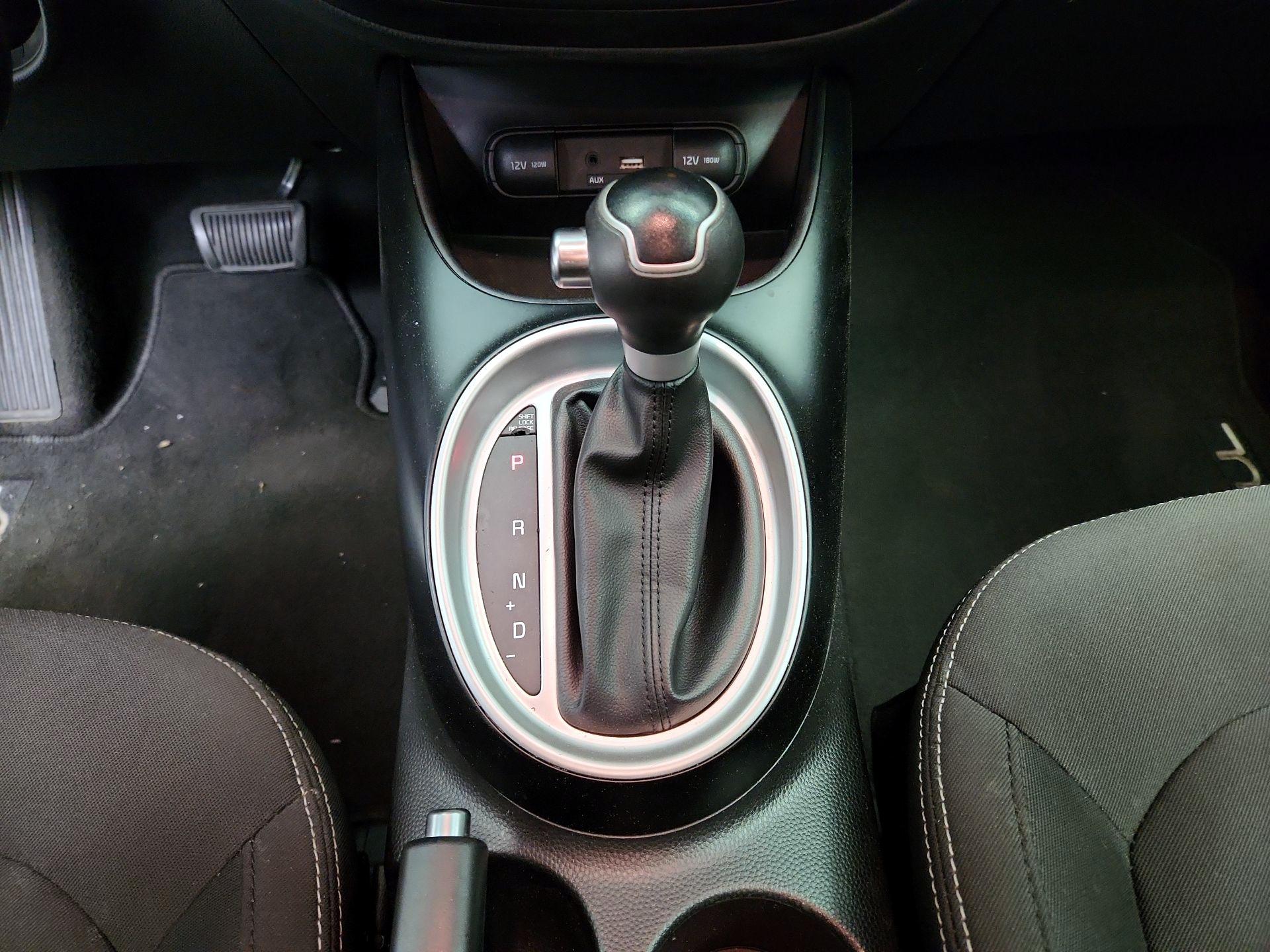 Thumbnail: 2018 Kia Soul - 16