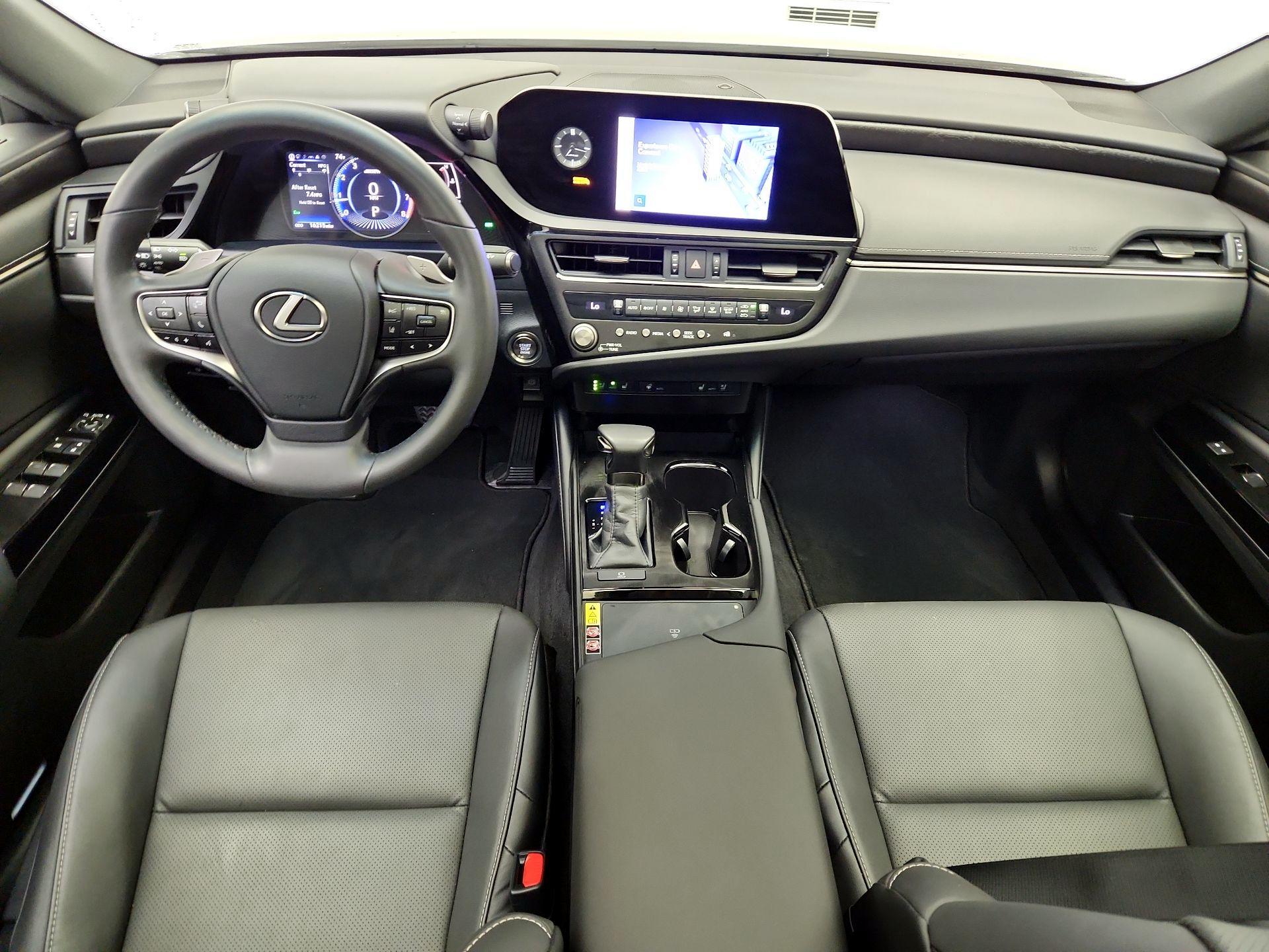 Thumbnail: 2023 Lexus ES - 9