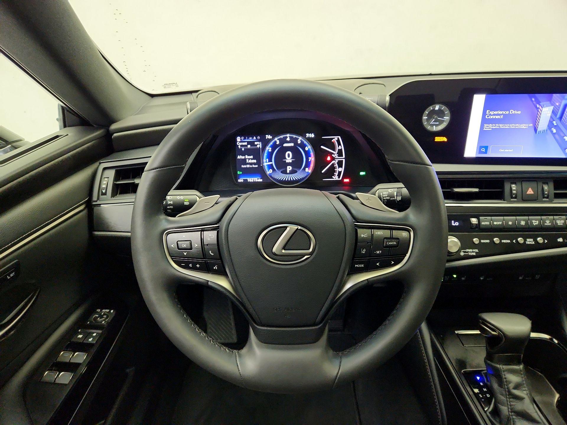 Thumbnail: 2023 Lexus ES - 10