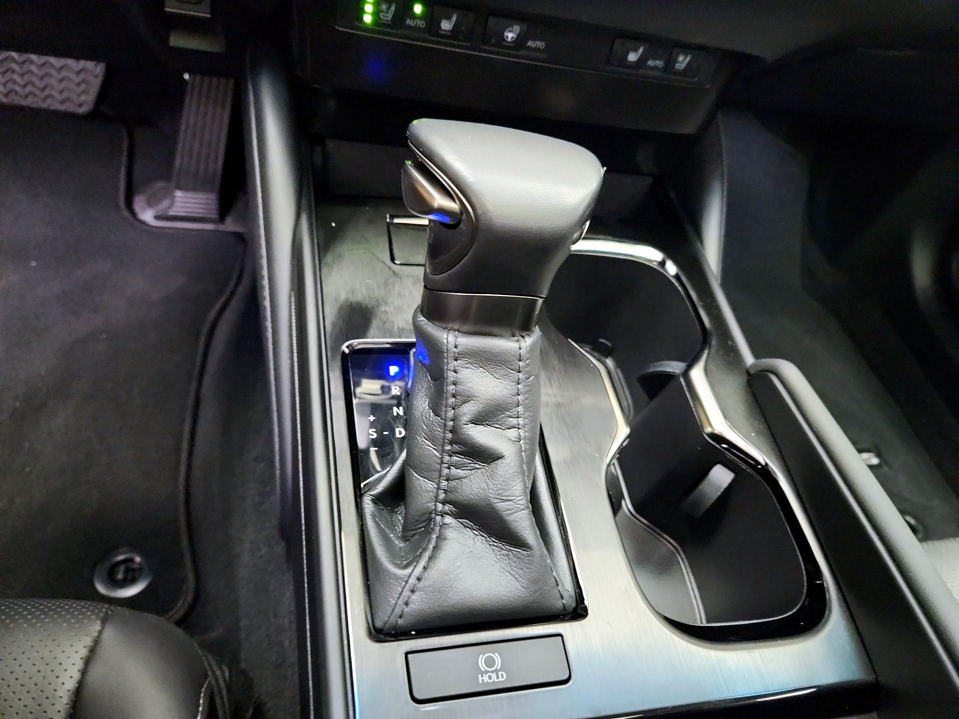 Thumbnail: 2023 Lexus ES - 18