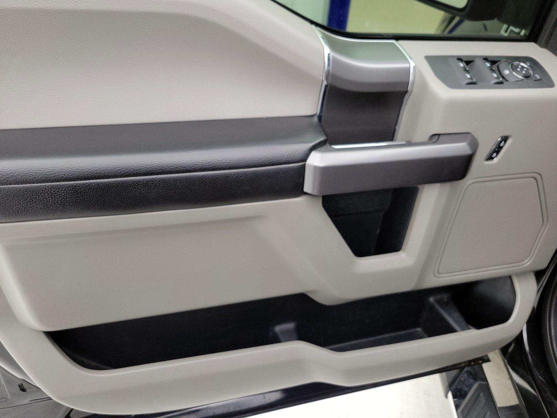 Thumbnail: 2019 Ford F-150 - 12