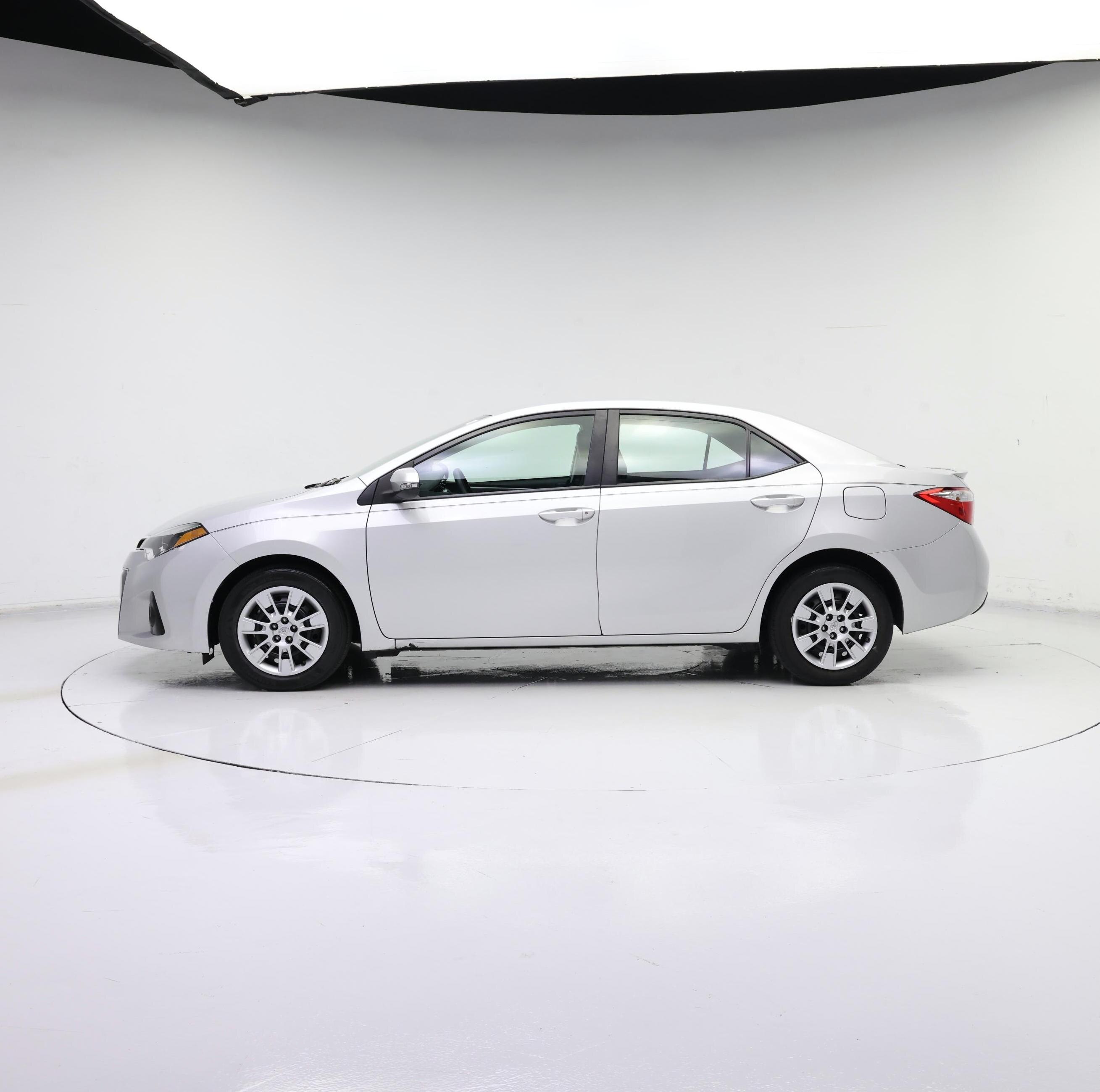 Thumbnail: 2014 Toyota Corolla - 3