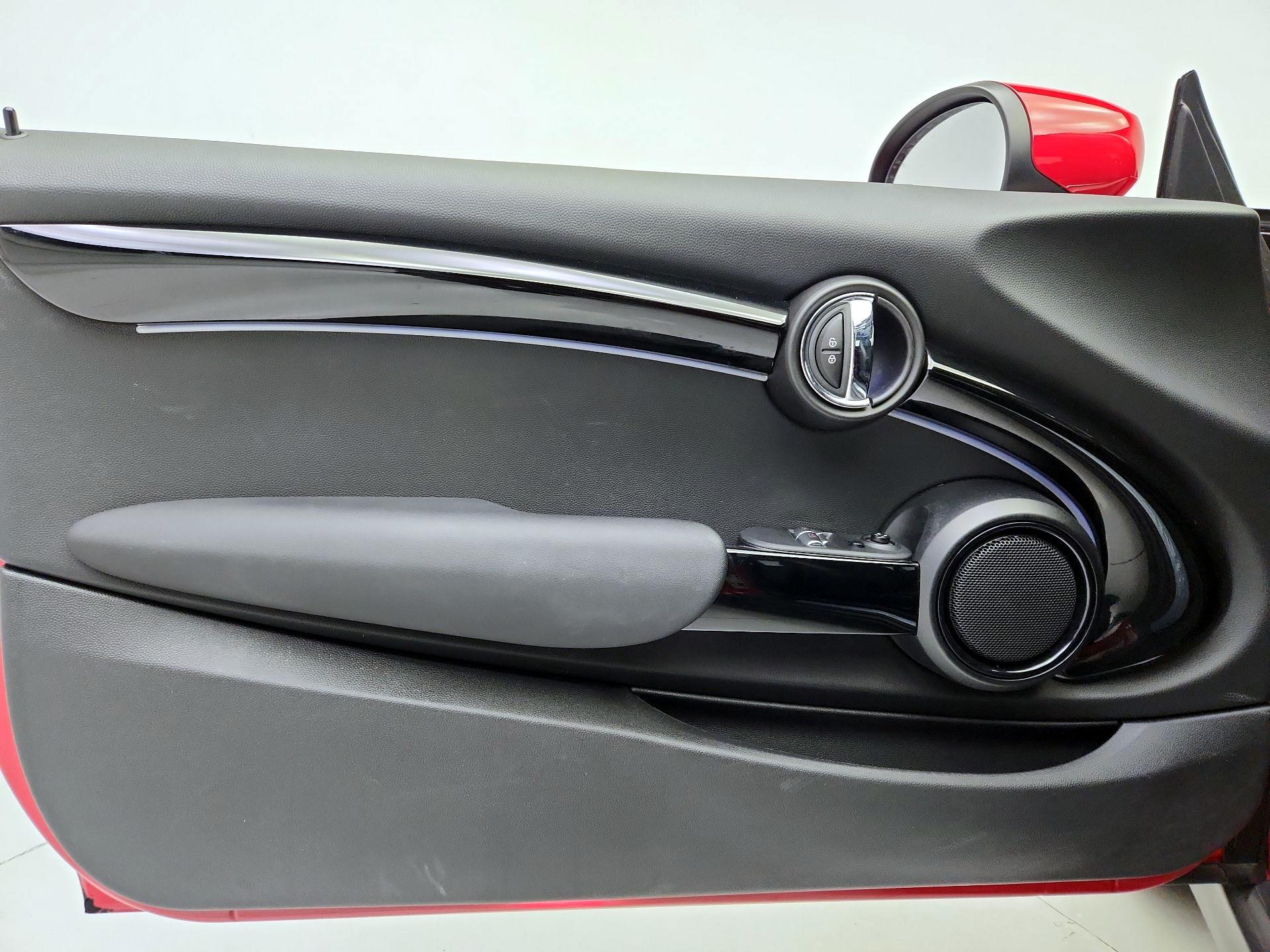 Thumbnail: 2023 MINI Cooper Hardtop - 12