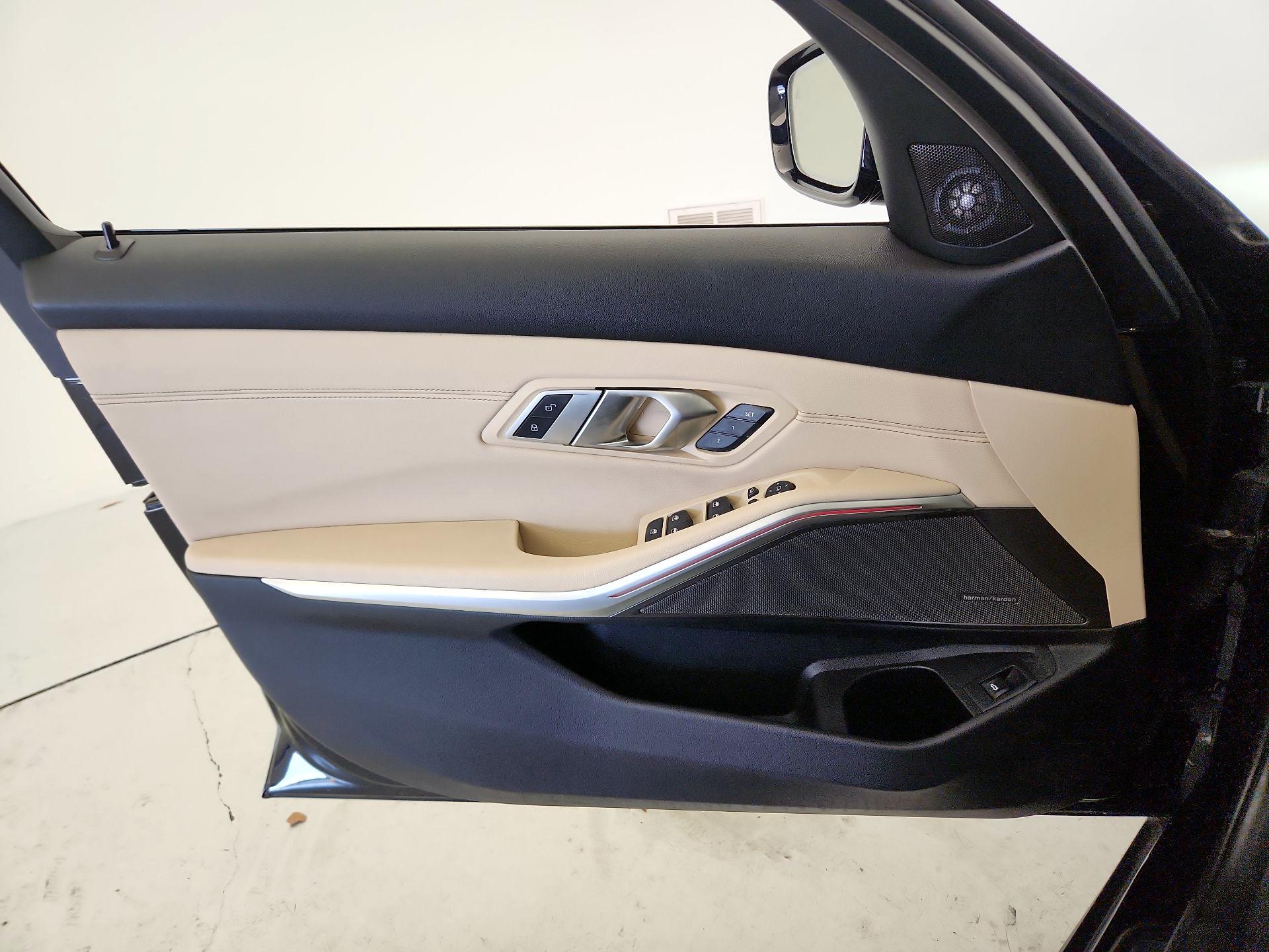 Thumbnail: 2021 BMW 3 Series - 12
