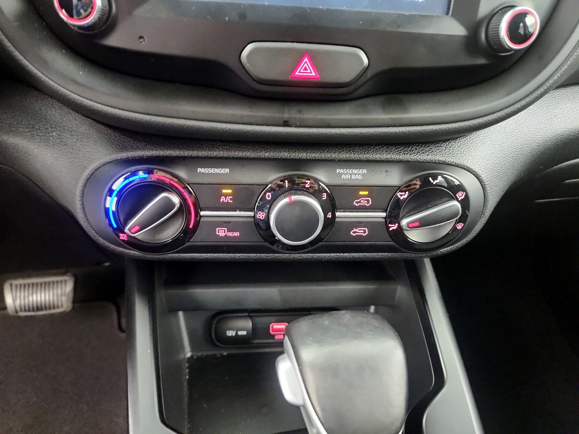 Thumbnail: 2021 Kia Soul - 16