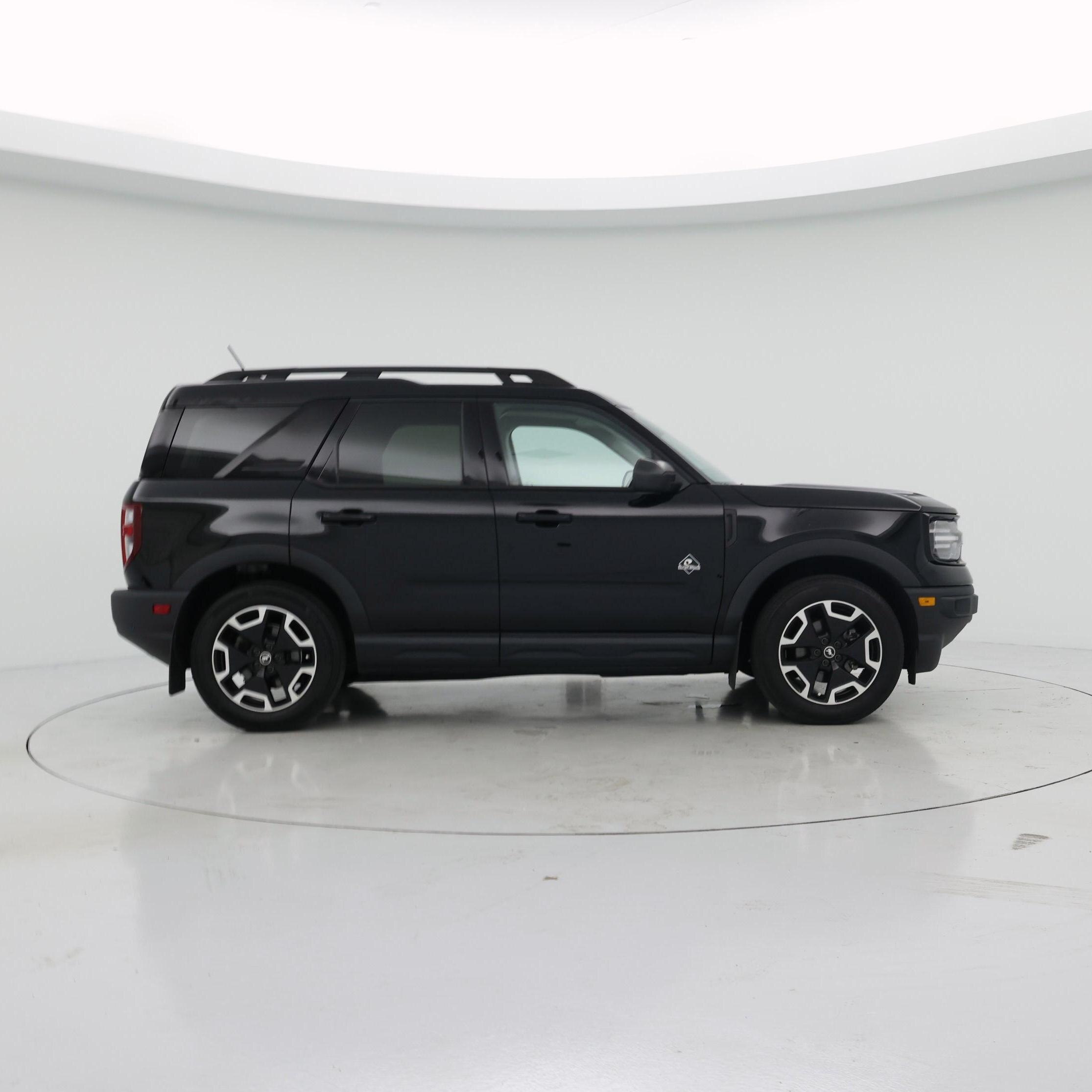 Thumbnail: 2023 Ford Bronco Sport - 7
