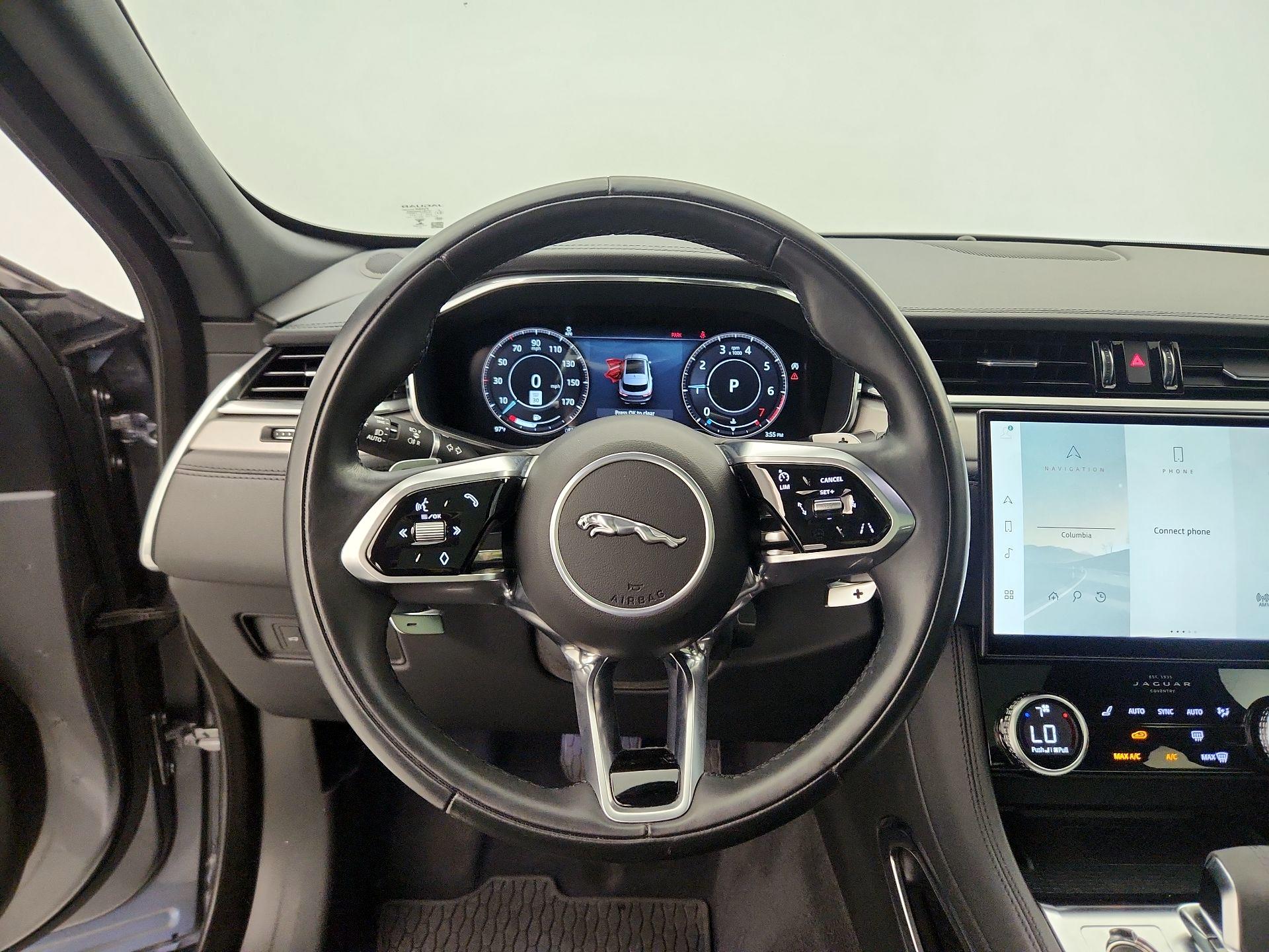 Thumbnail: 2023 Jaguar F-Pace - 10