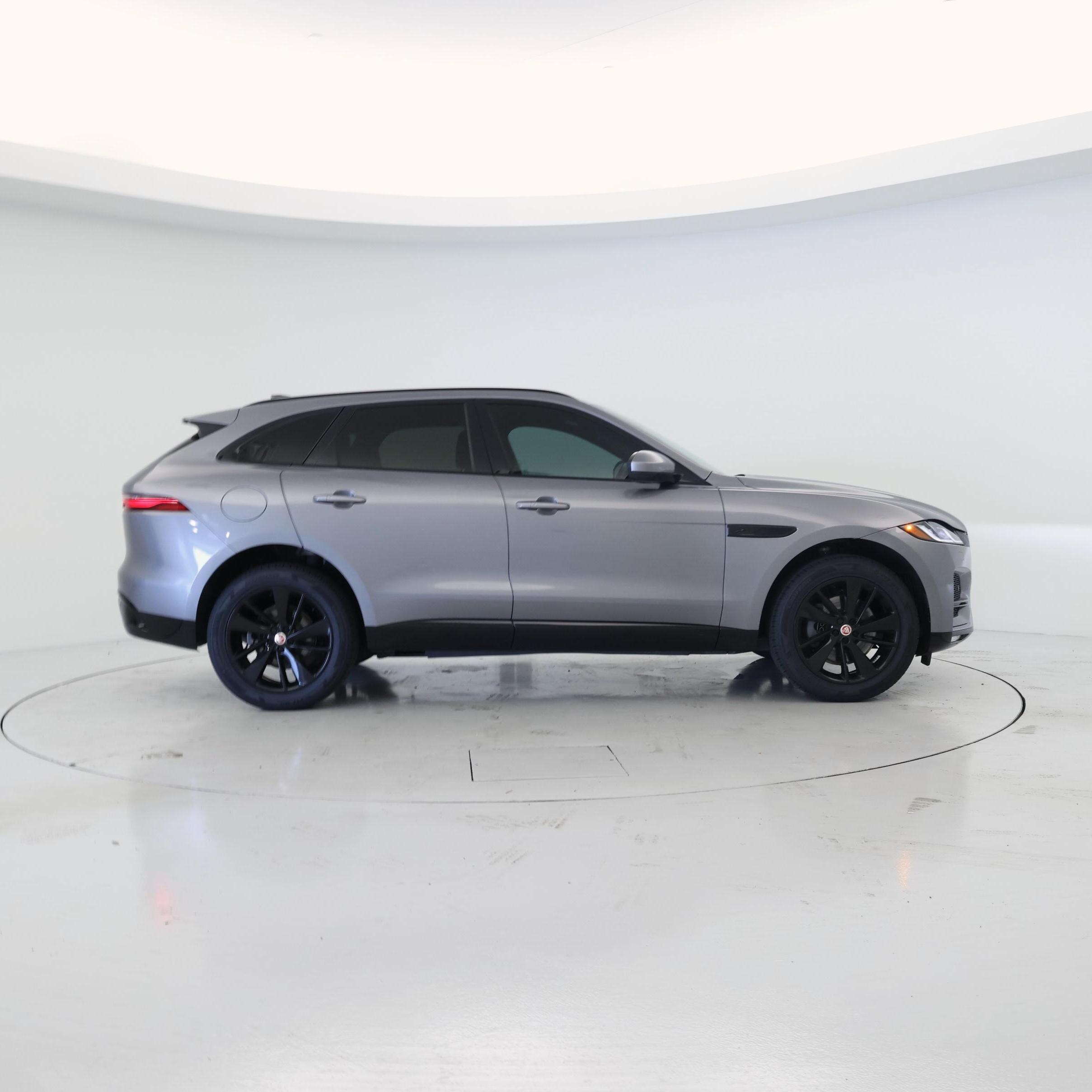 Thumbnail: 2023 Jaguar F-Pace - 7