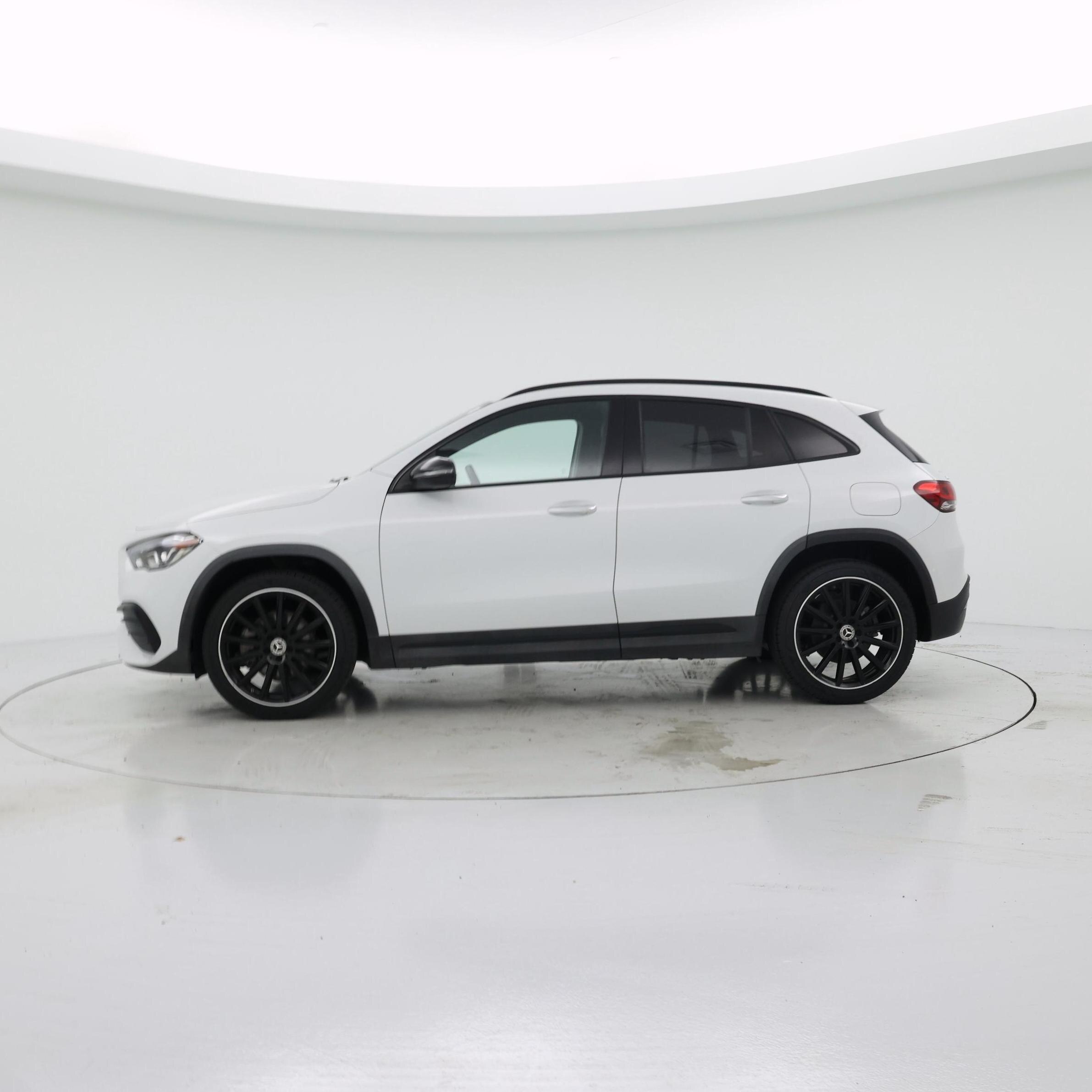 Thumbnail: 2021 Mercedes-Benz GLA - 3