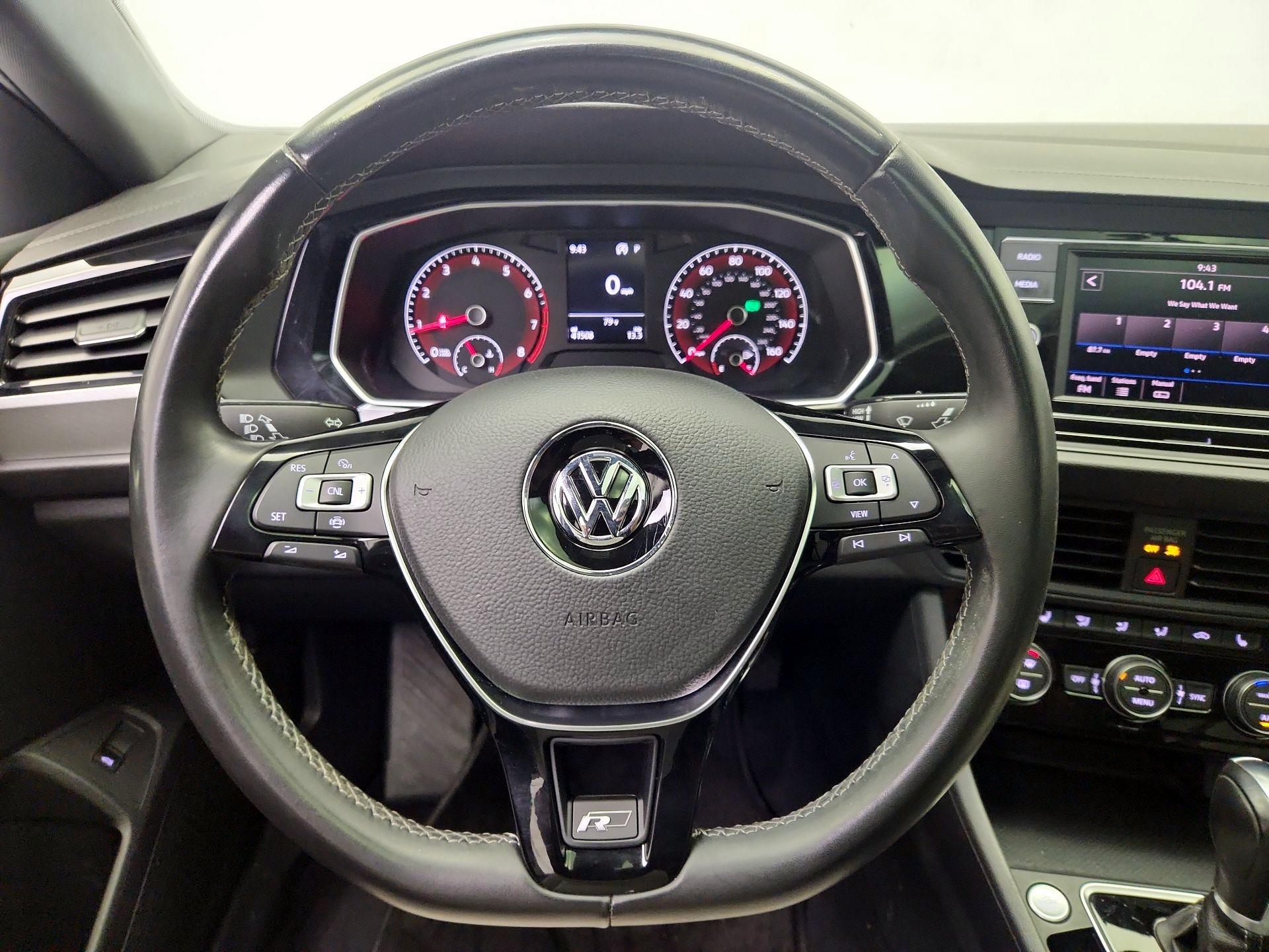 Thumbnail: 2019 Volkswagen Jetta - 10