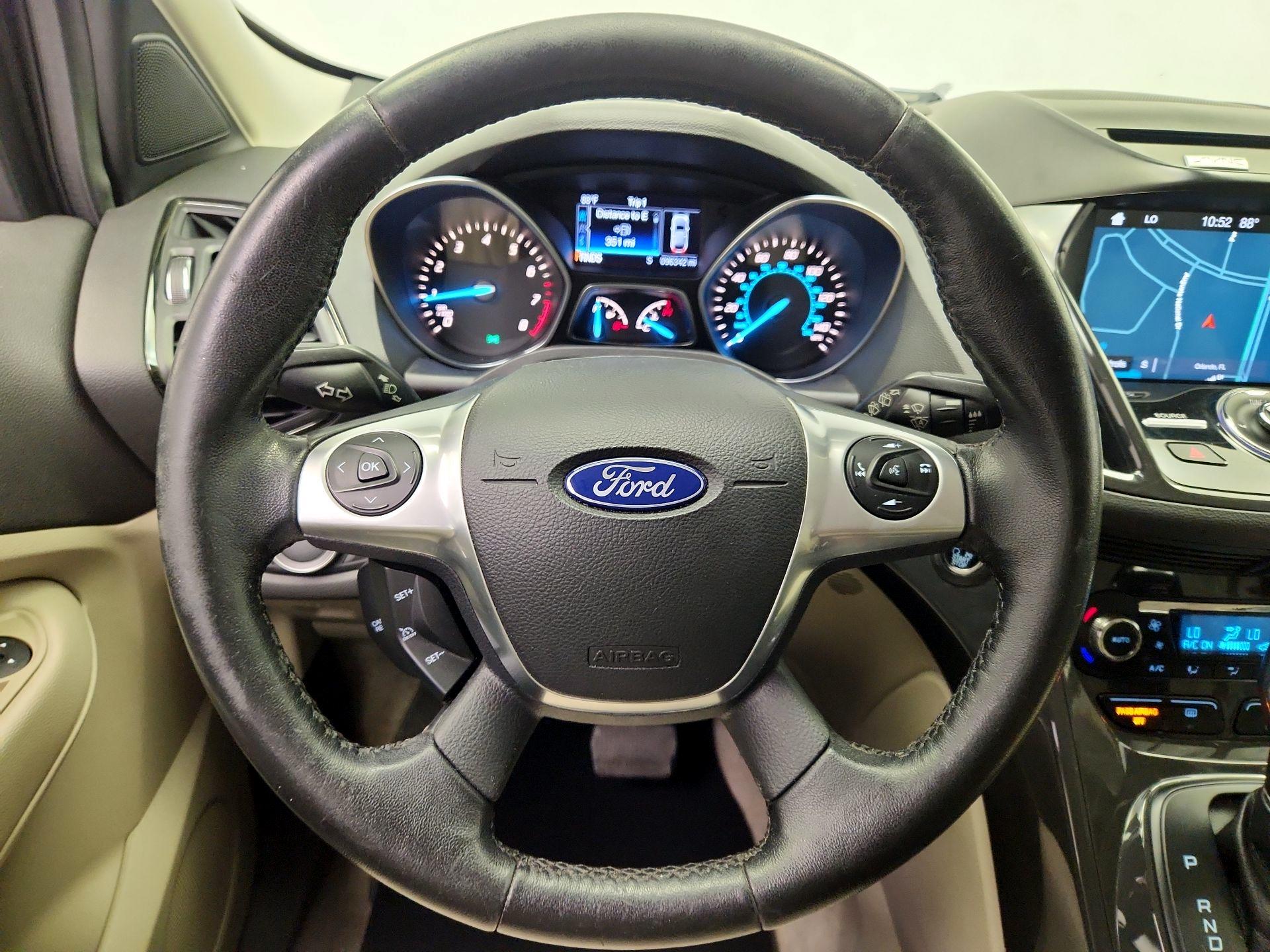 Thumbnail: 2016 Ford Escape - 10