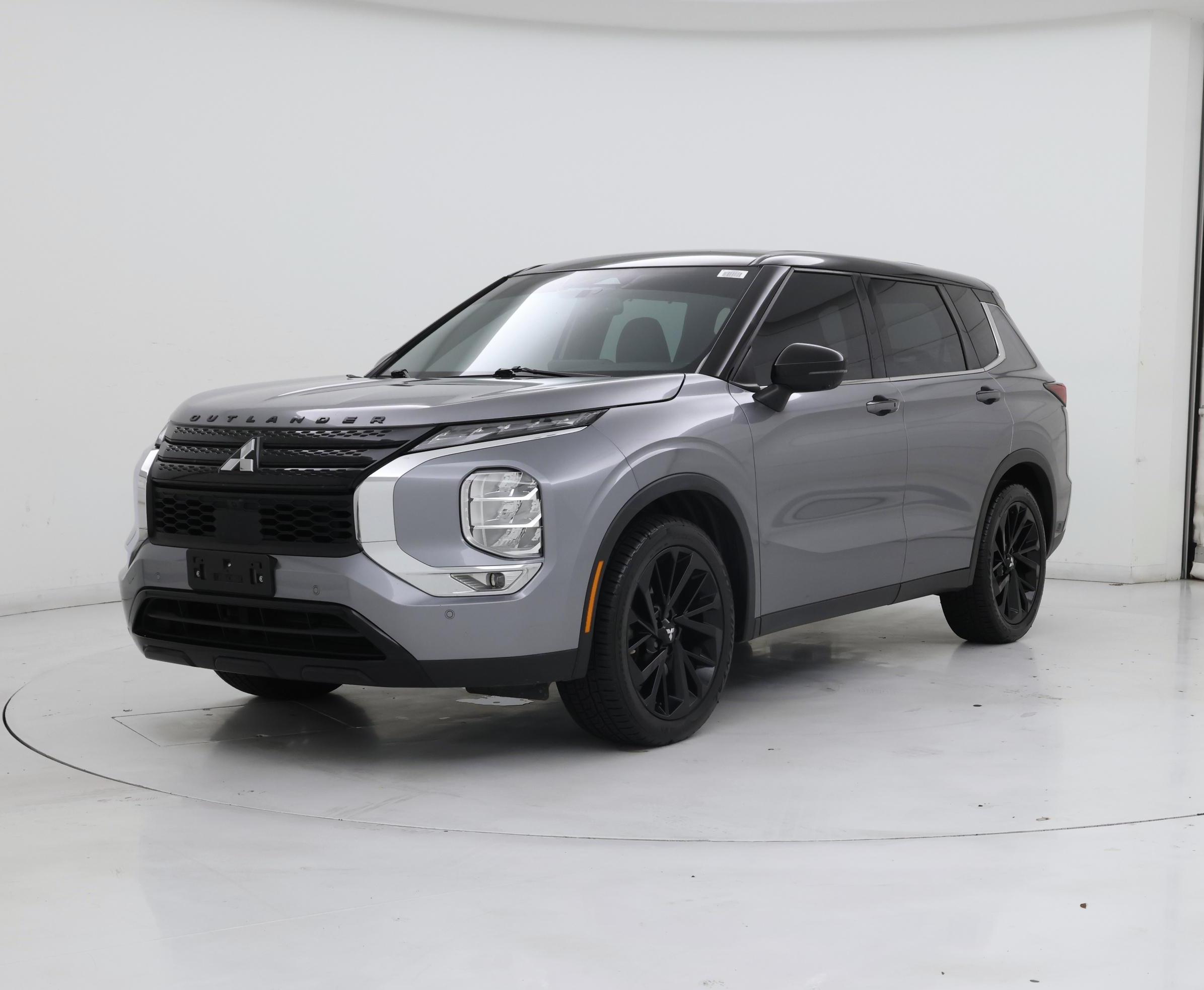 Thumbnail: 2023 Mitsubishi Outlander - 4