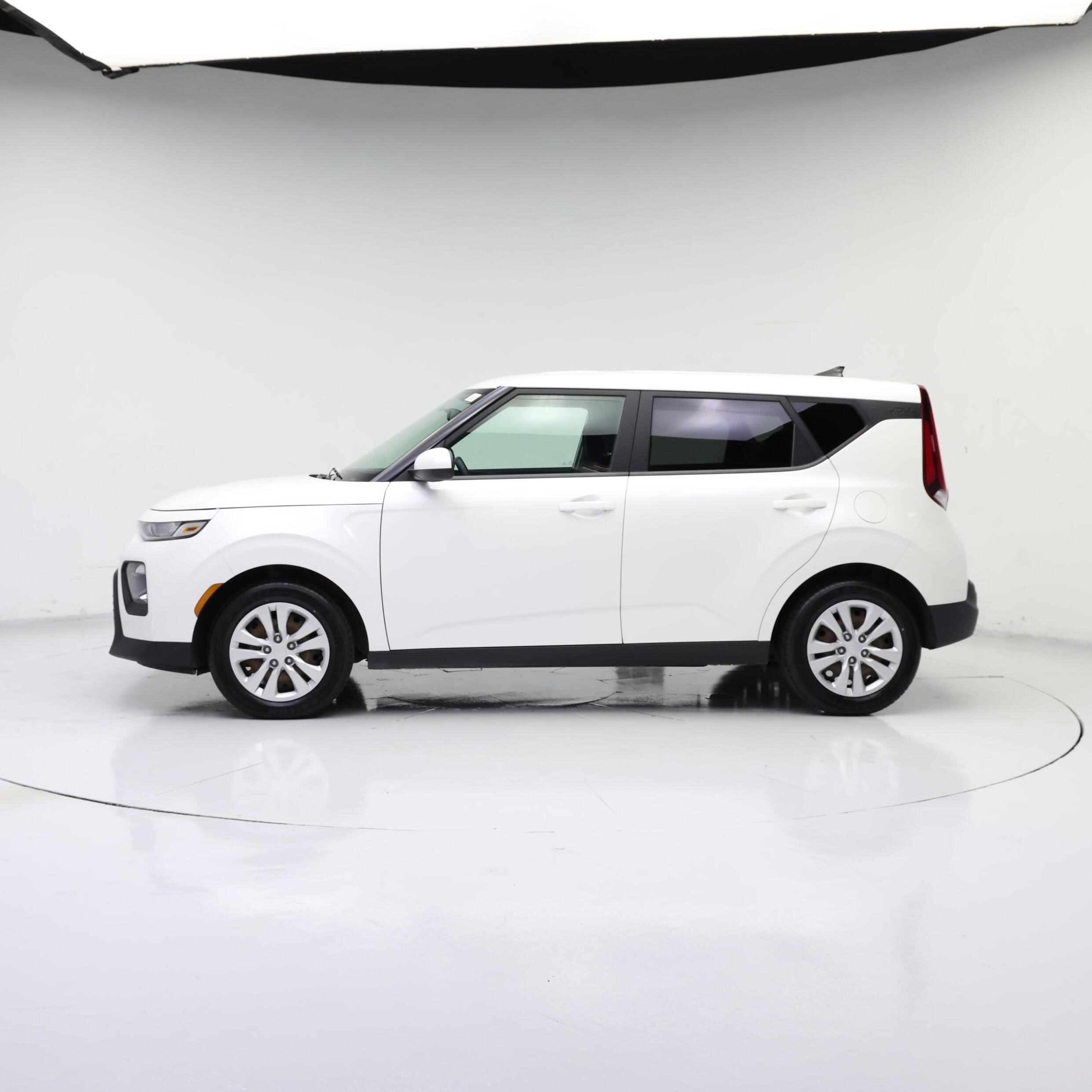 Thumbnail: 2022 Kia Soul - 3