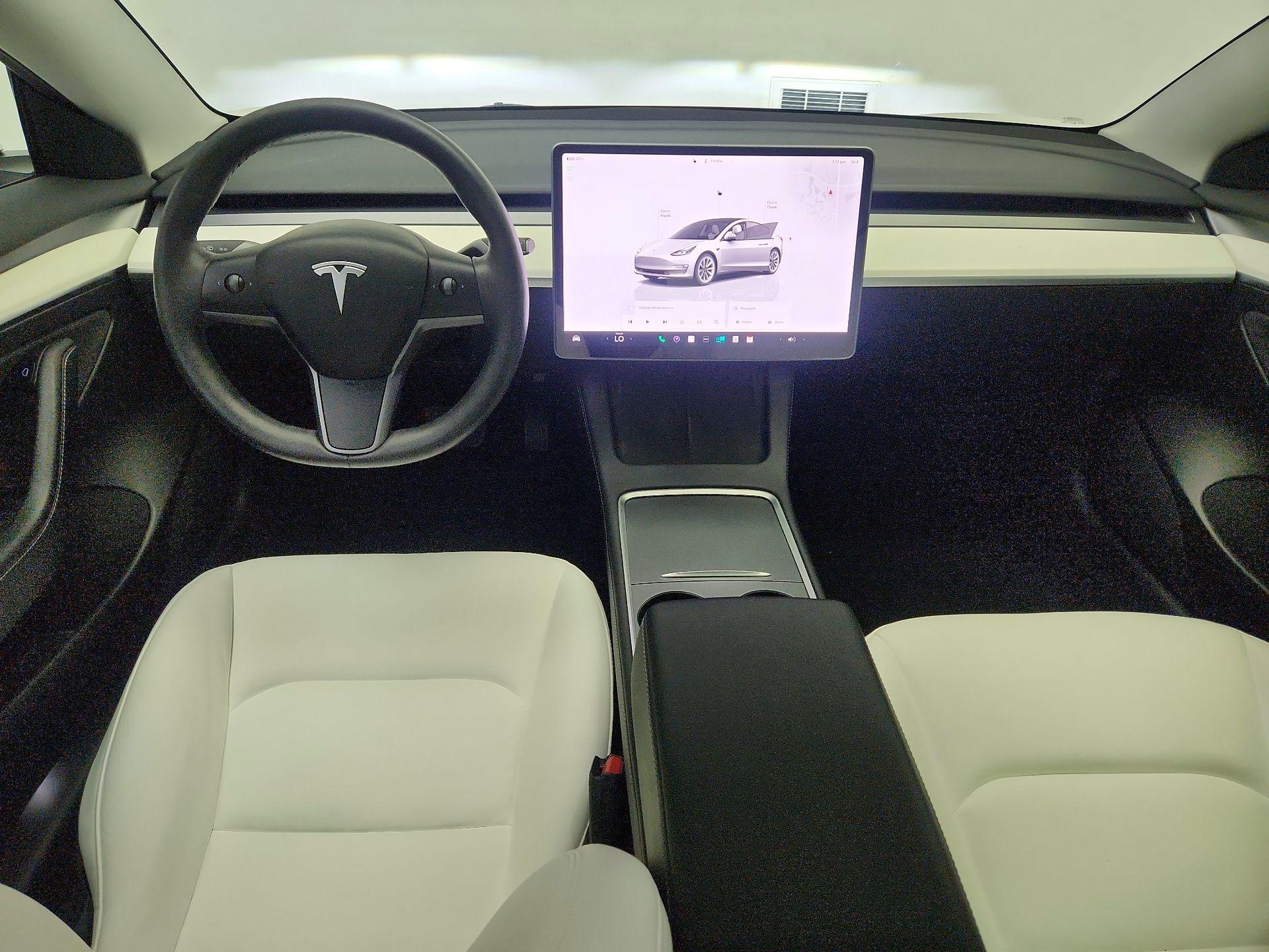 Thumbnail: 2023 Tesla Model 3 - 9