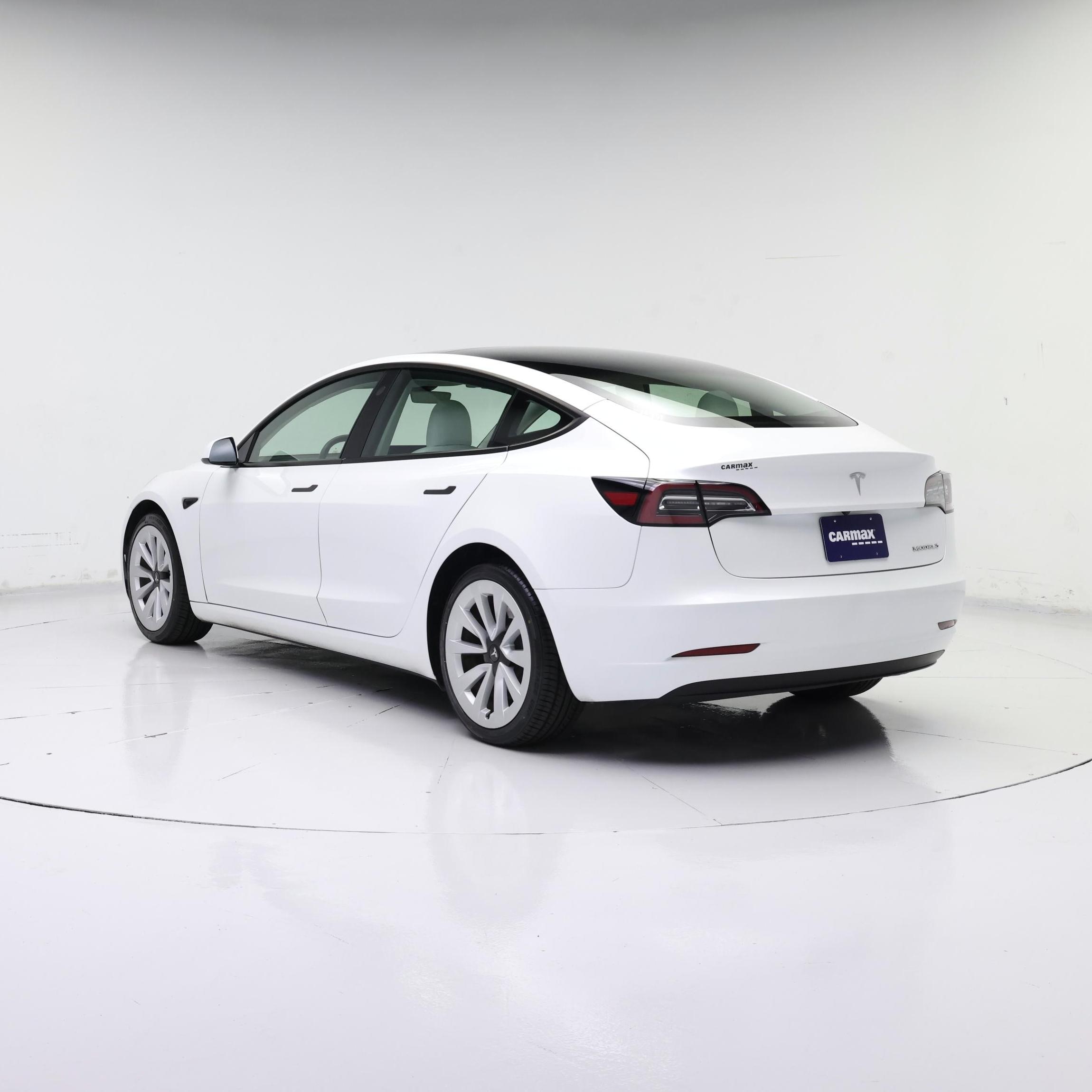 Thumbnail: 2023 Tesla Model 3 - 2