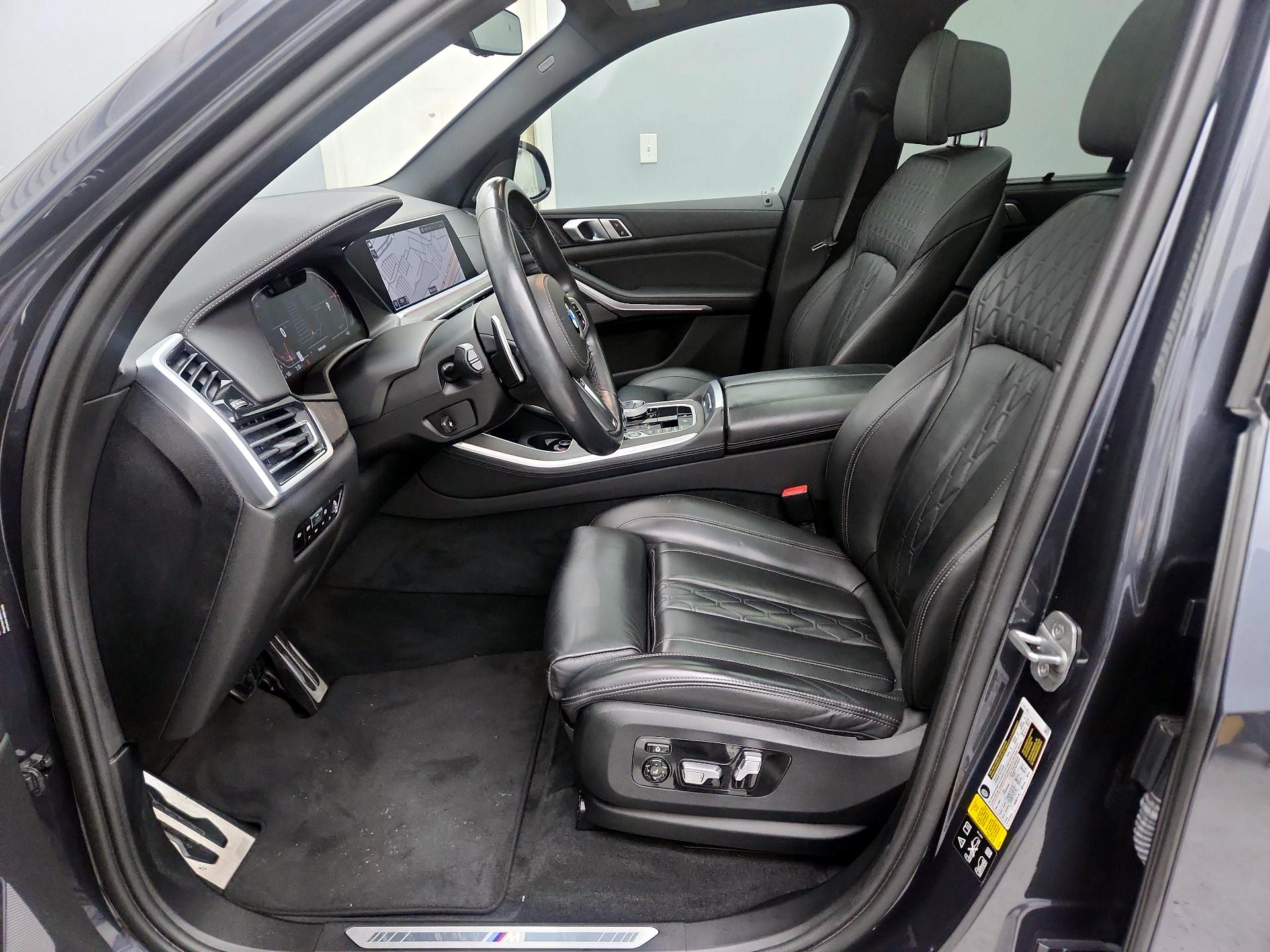 Thumbnail: 2021 BMW X5 - 11