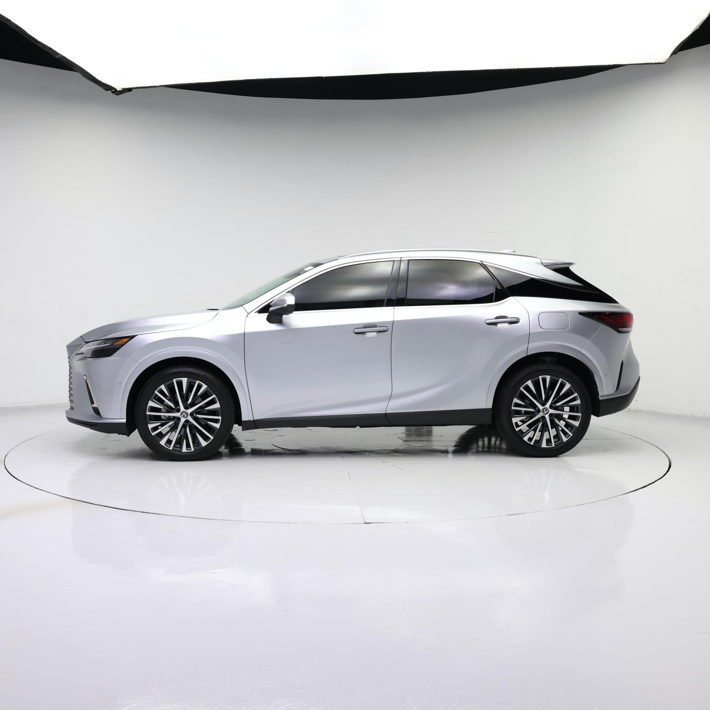 Thumbnail: 2025 Lexus RX - 3