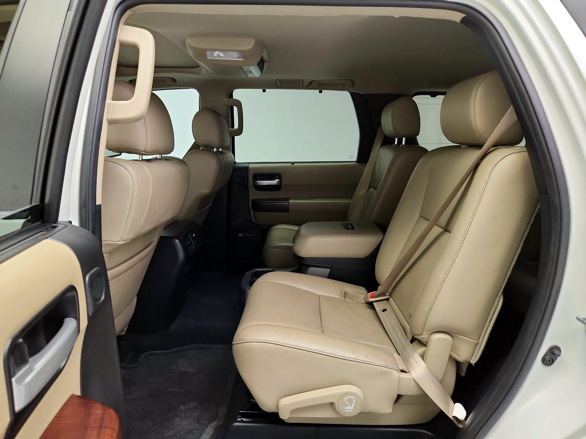 Thumbnail: 2017 Toyota Sequoia - 20