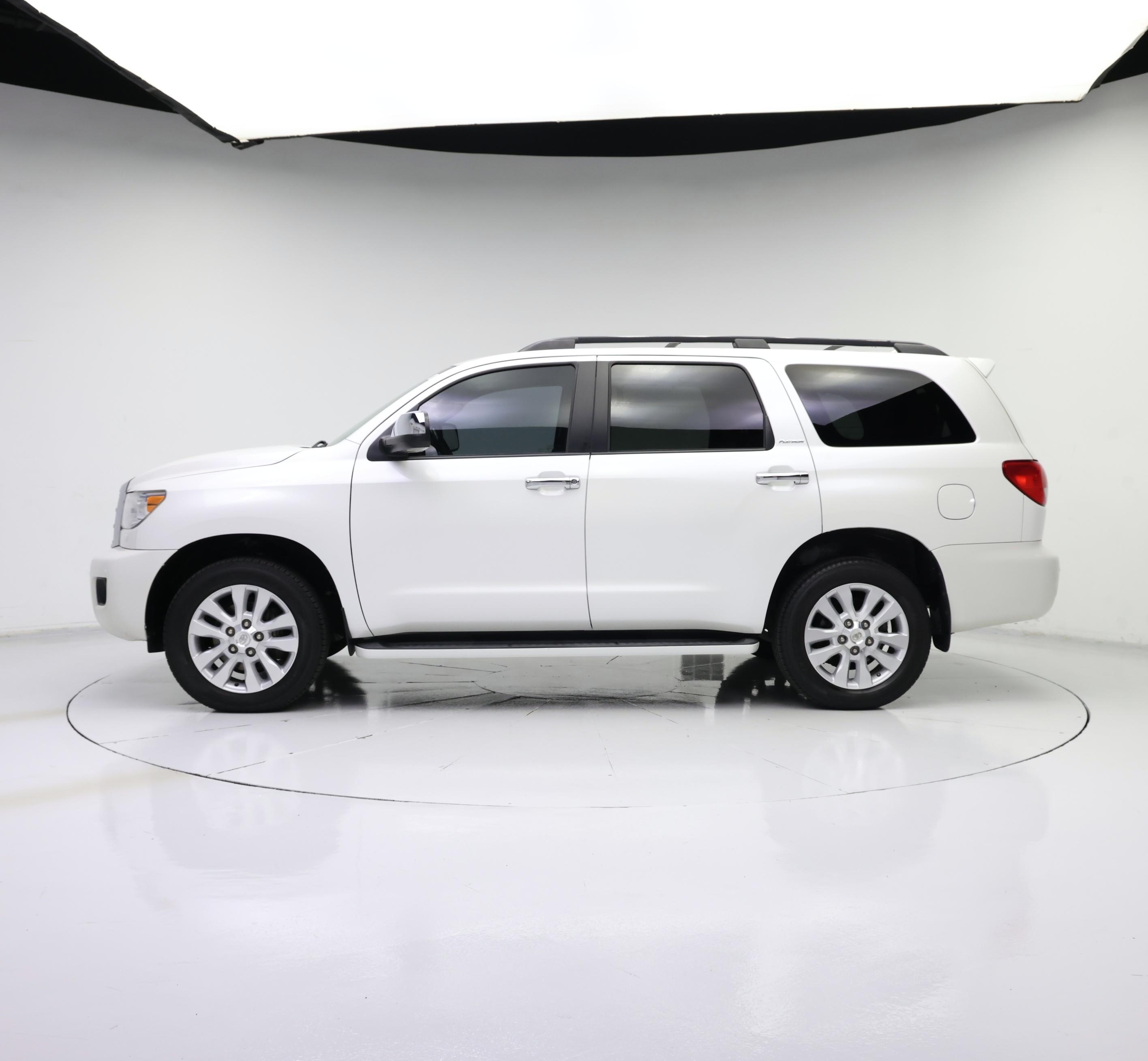 Thumbnail: 2017 Toyota Sequoia - 3