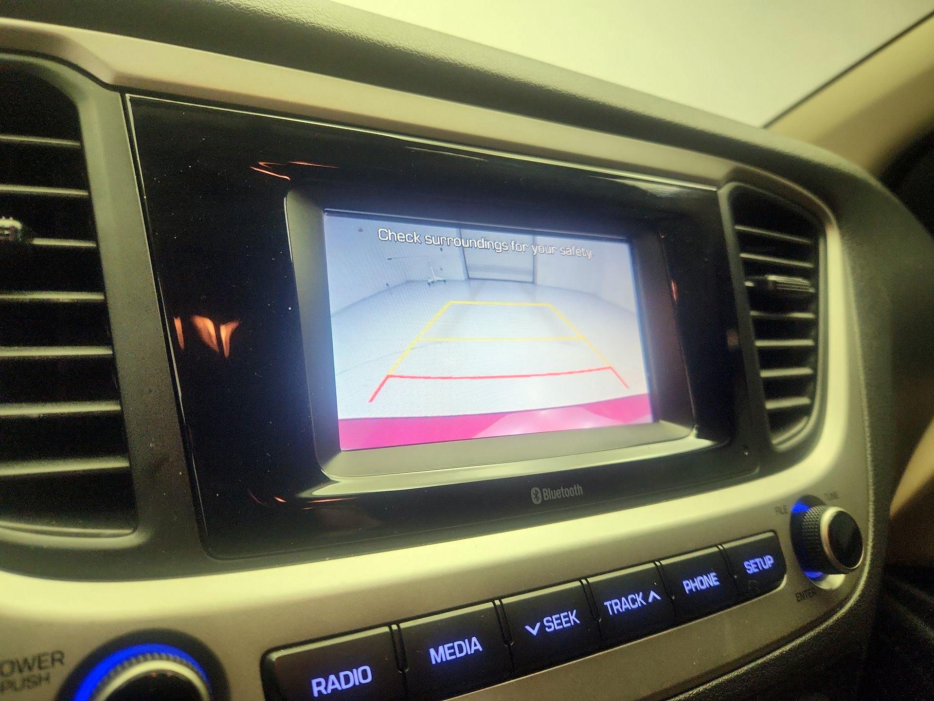 Thumbnail: 2019 Hyundai Accent - 14