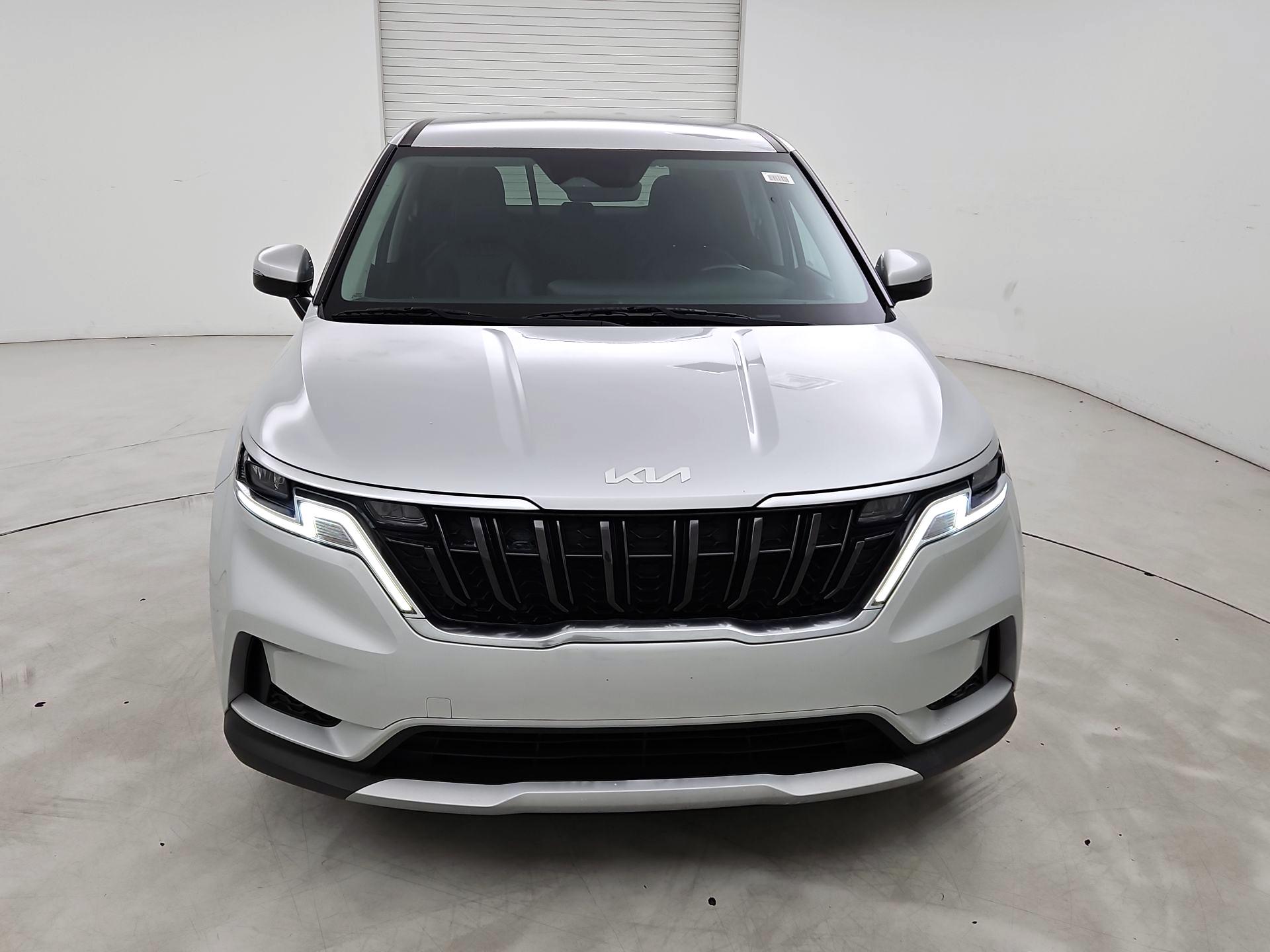 Thumbnail: 2022 Kia Carnival - 2