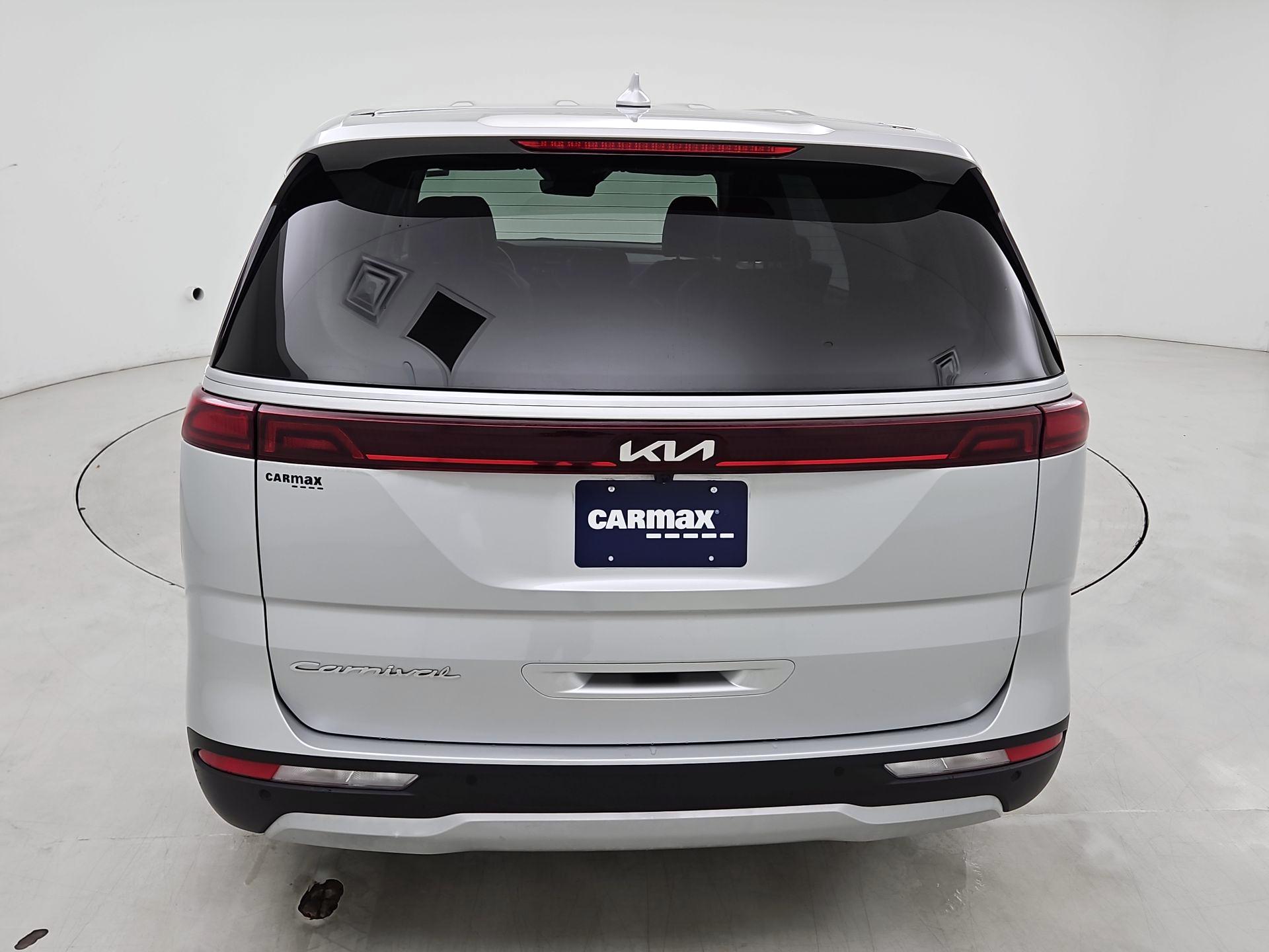 Thumbnail: 2022 Kia Carnival - 6