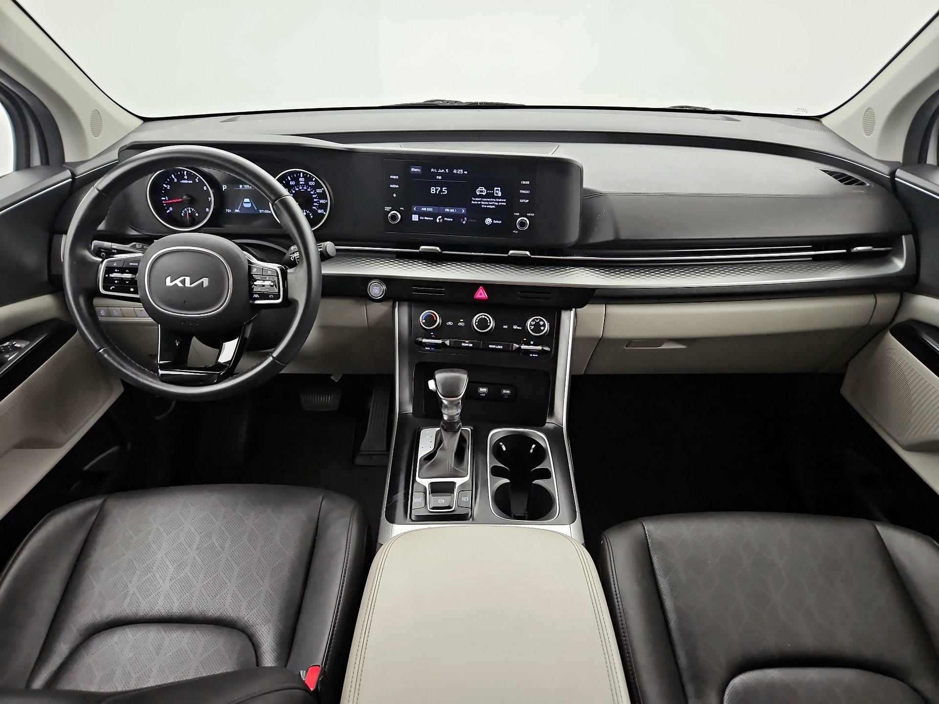 Thumbnail: 2022 Kia Carnival - 8