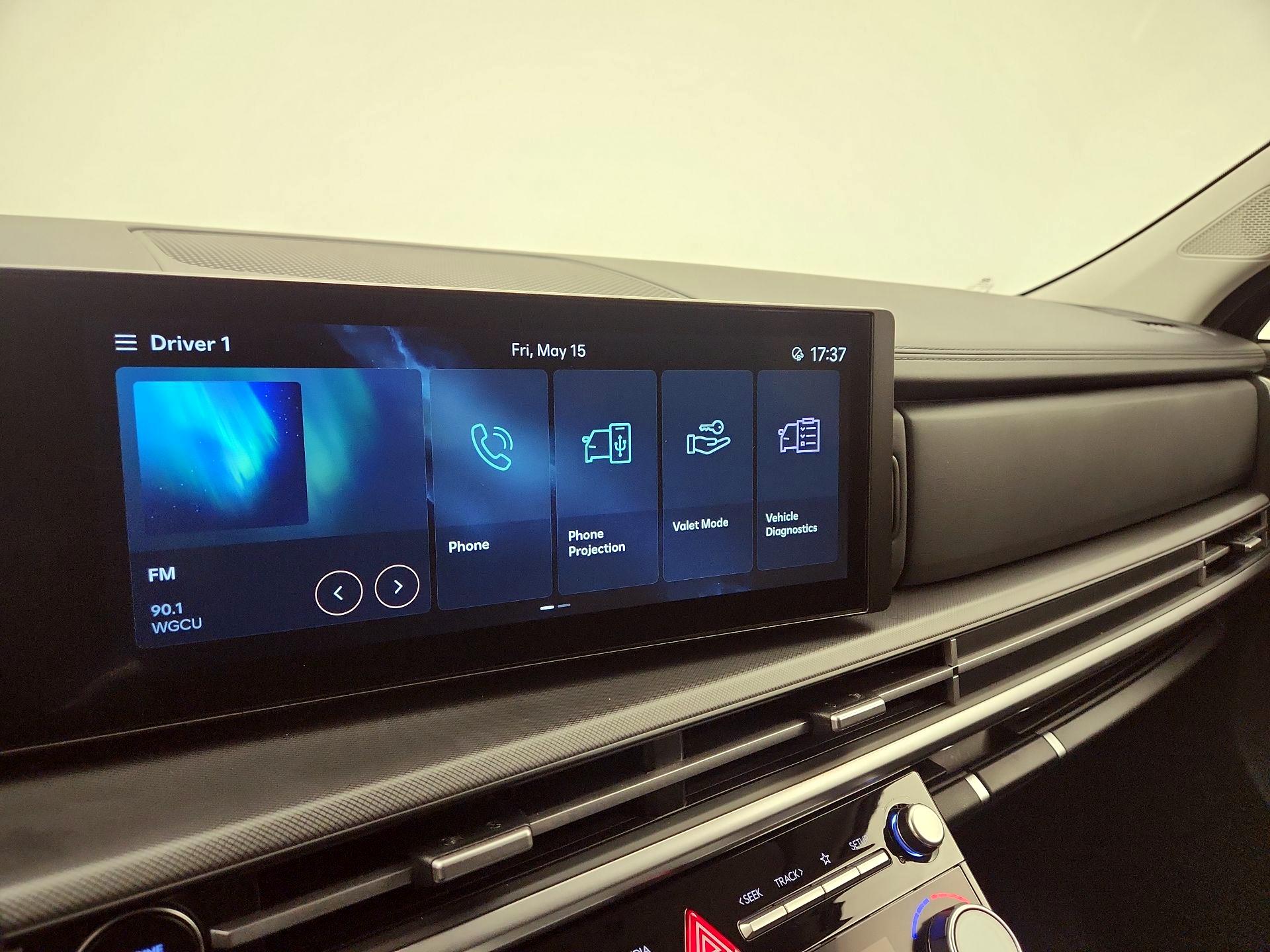 Thumbnail: 2024 Hyundai Santa Fe - 16