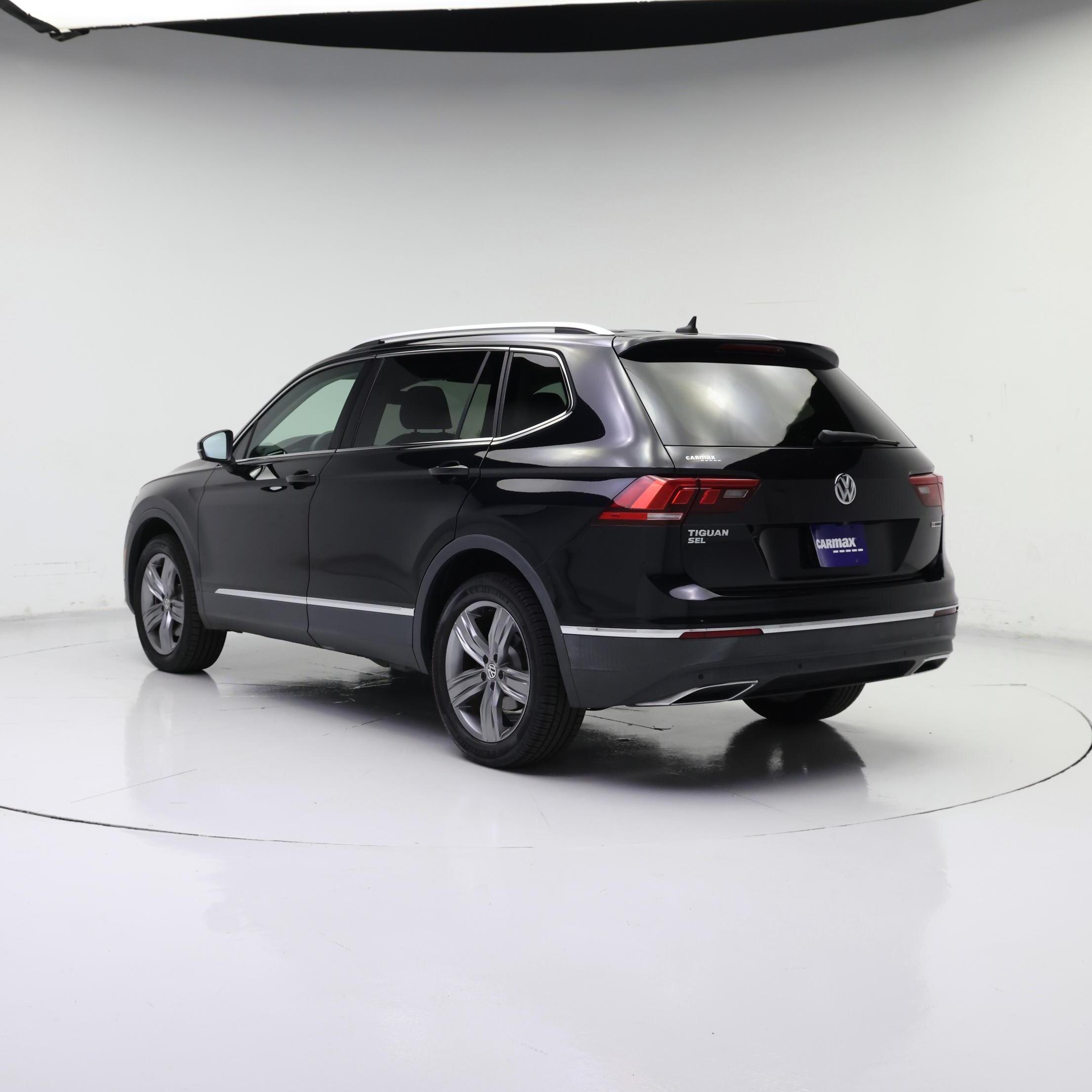 Thumbnail: 2021 Volkswagen Tiguan - 2
