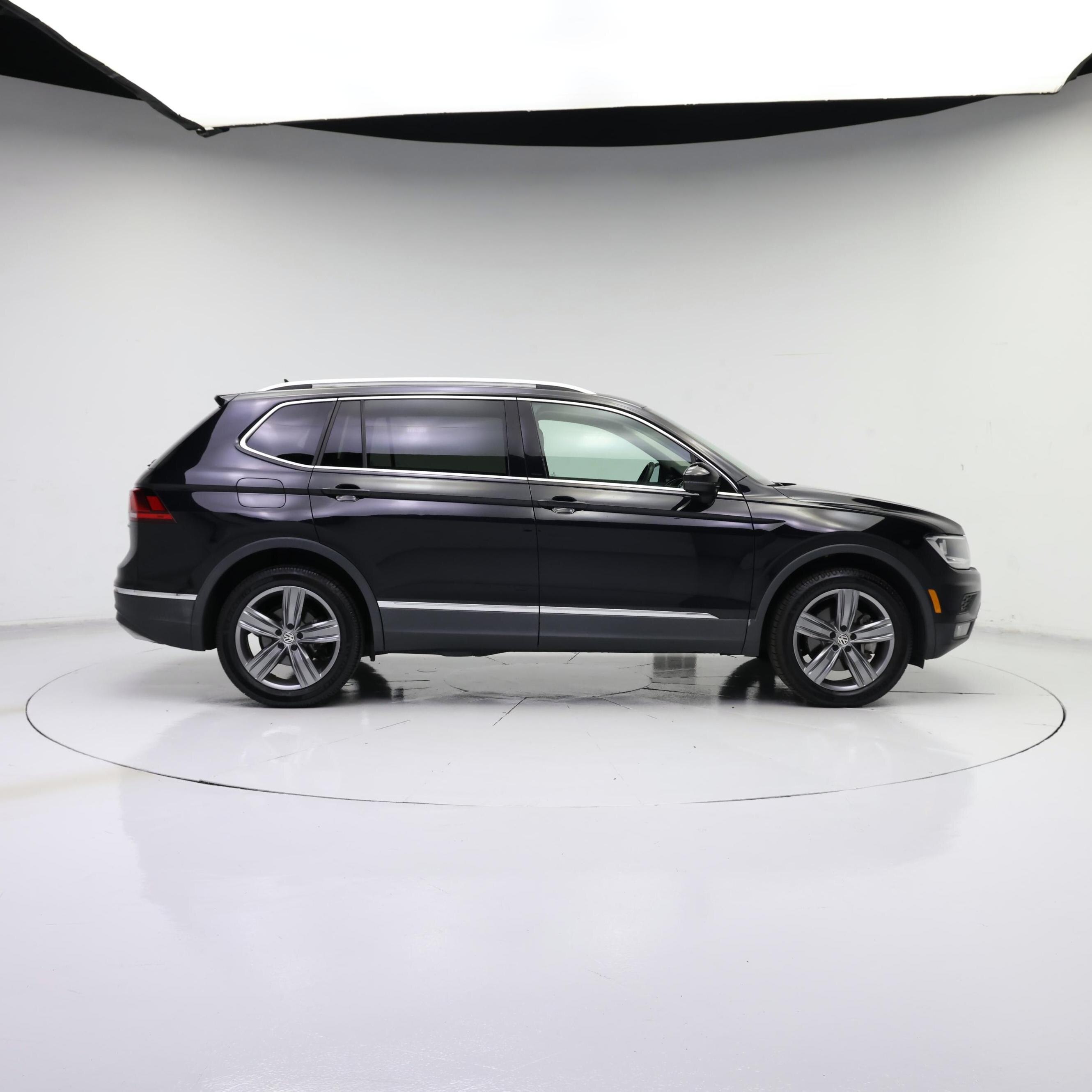 Thumbnail: 2021 Volkswagen Tiguan - 7