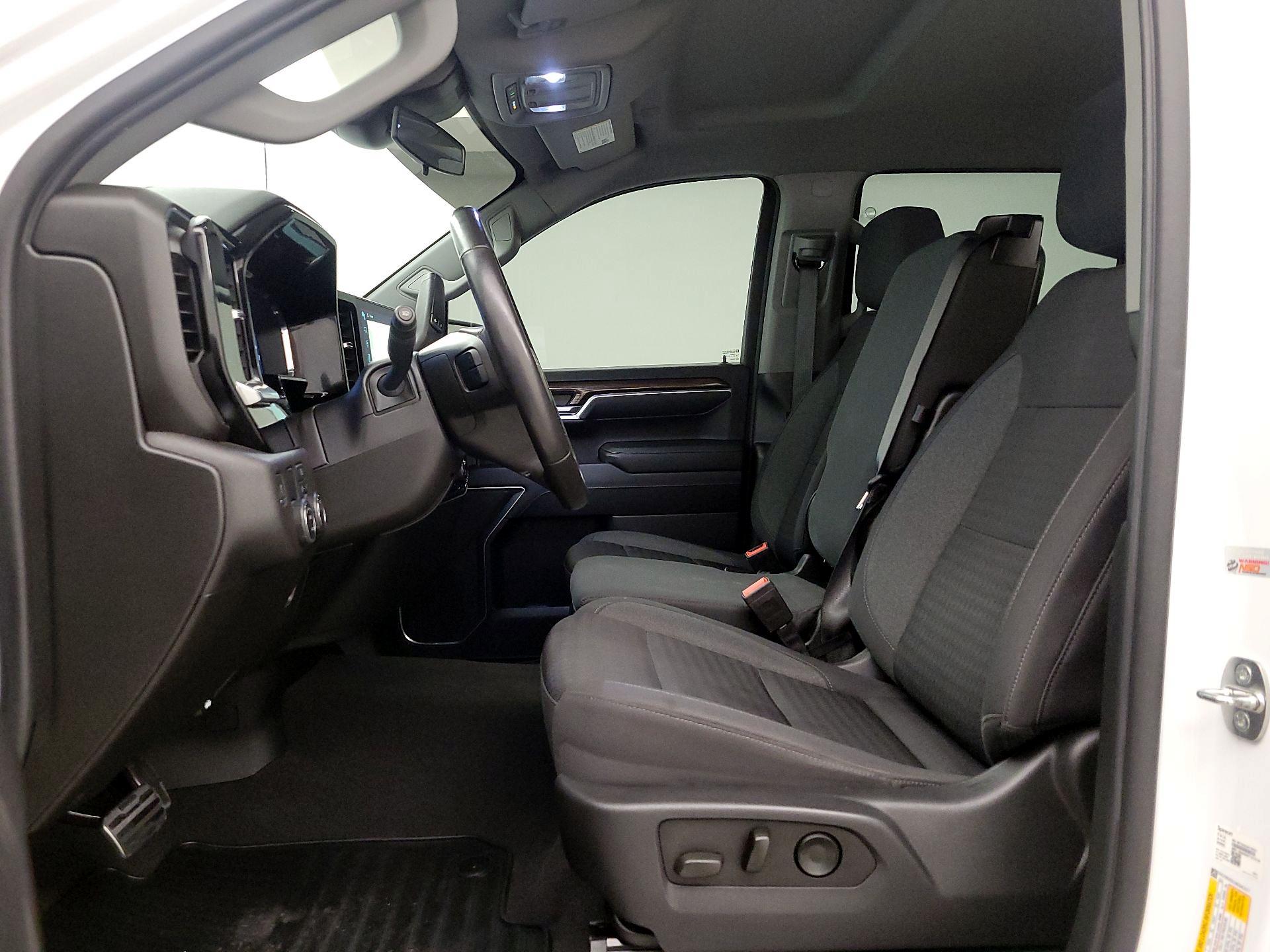Thumbnail: 2022 Chevrolet Silverado 1500 - 11