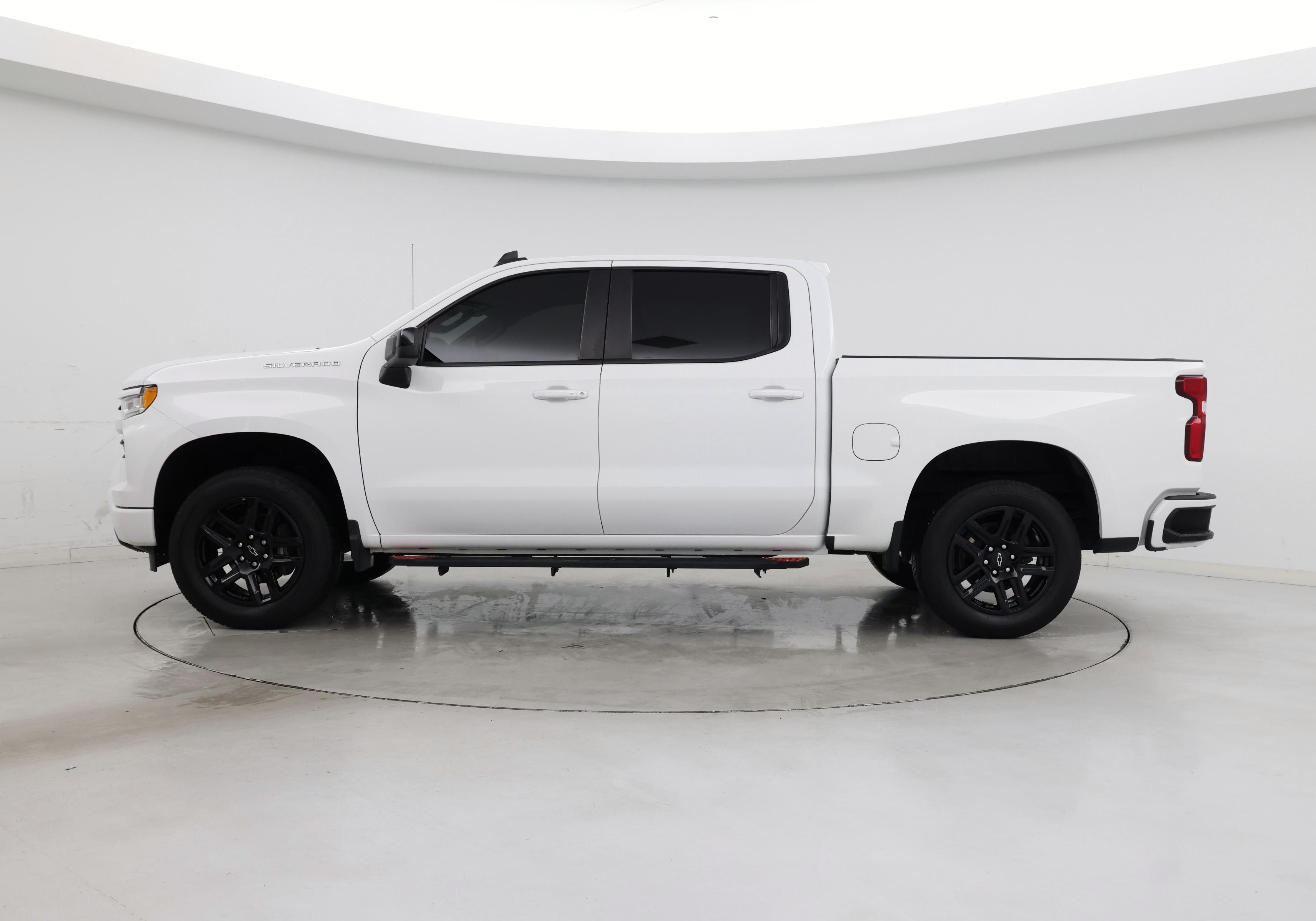 Thumbnail: 2022 Chevrolet Silverado 1500 - 3