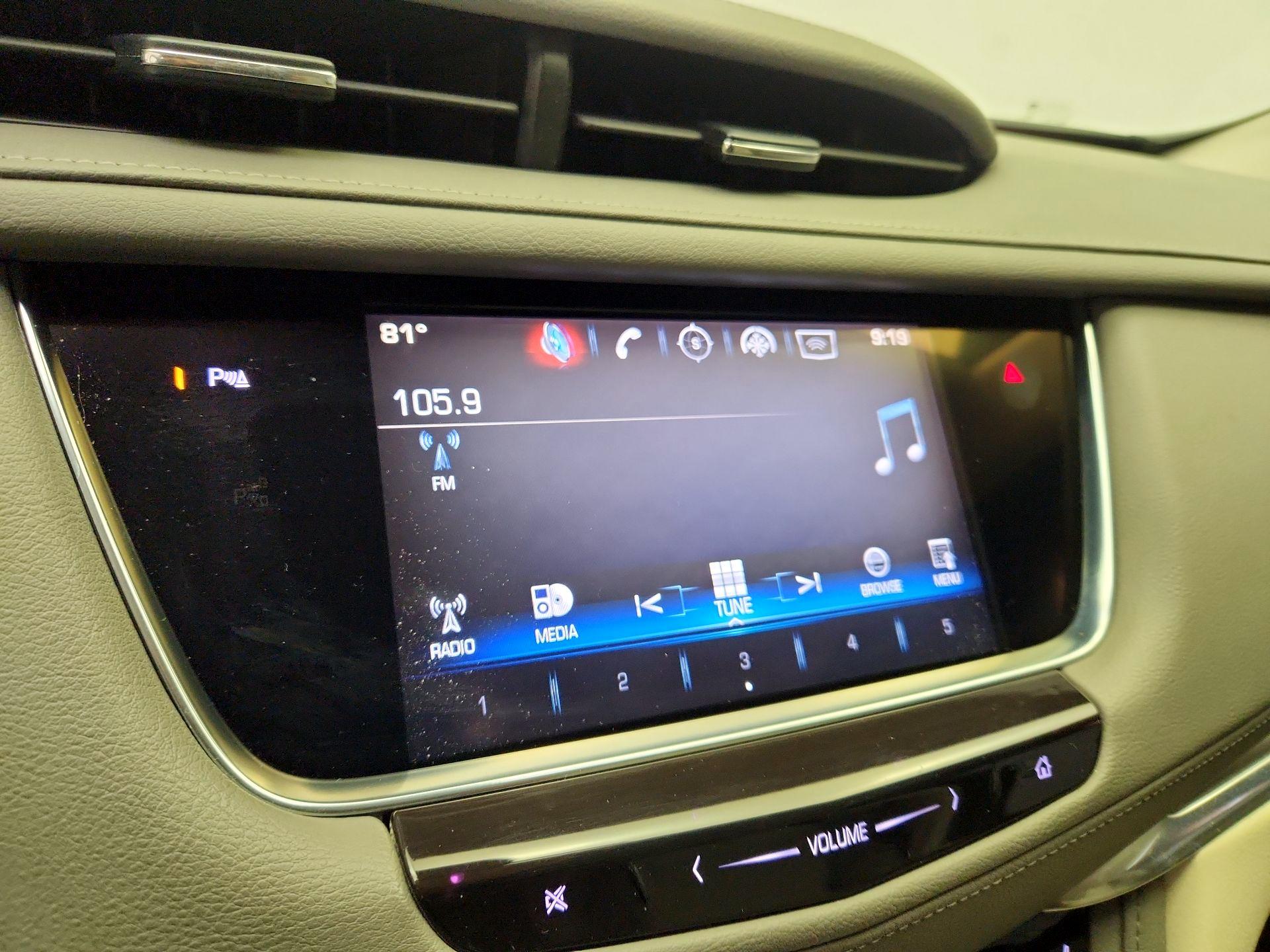 Thumbnail: 2017 Cadillac XT5 - 16