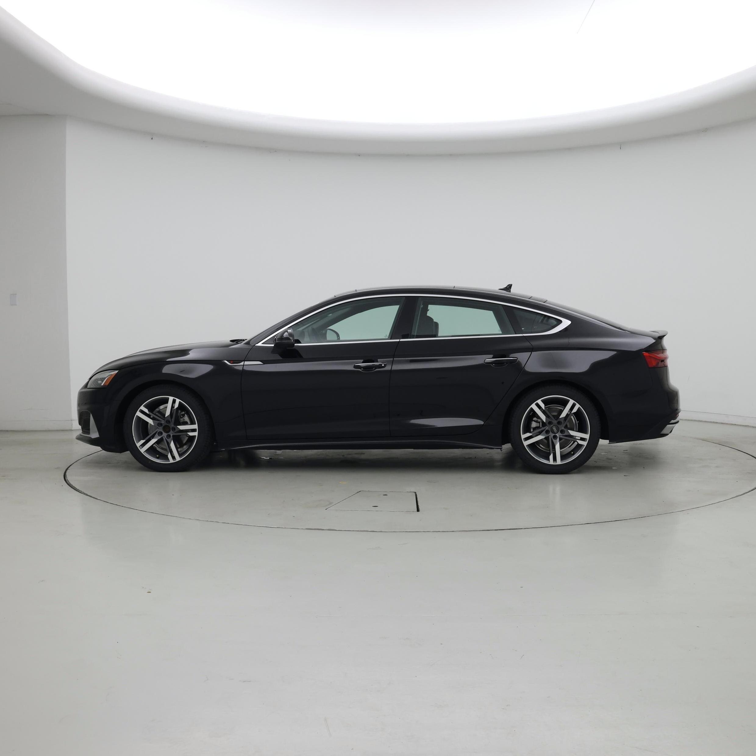 Thumbnail: 2022 Audi A5 - 3