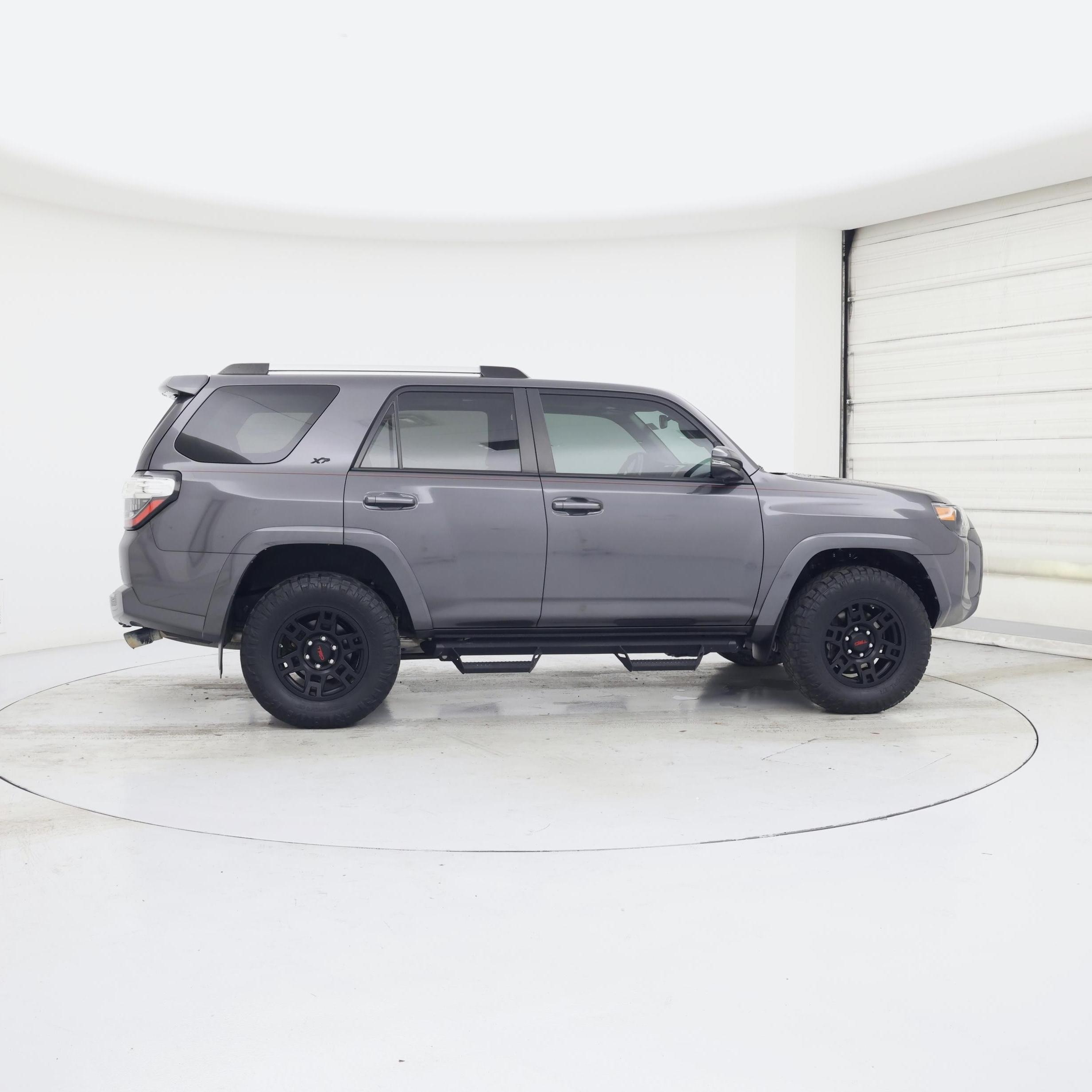 Thumbnail: 2022 Toyota 4Runner - 7