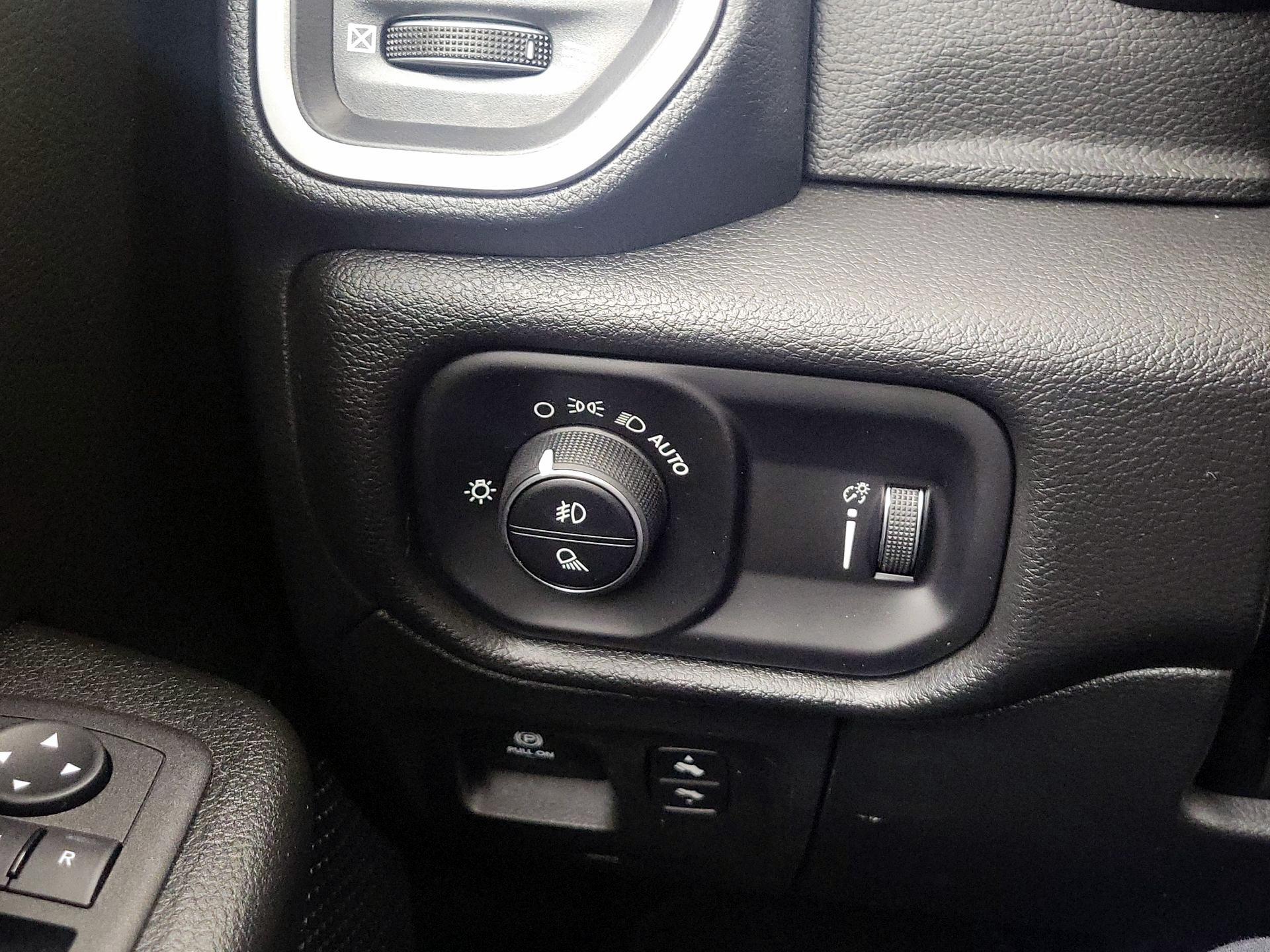 Thumbnail: 2023 RAM 1500 - 13