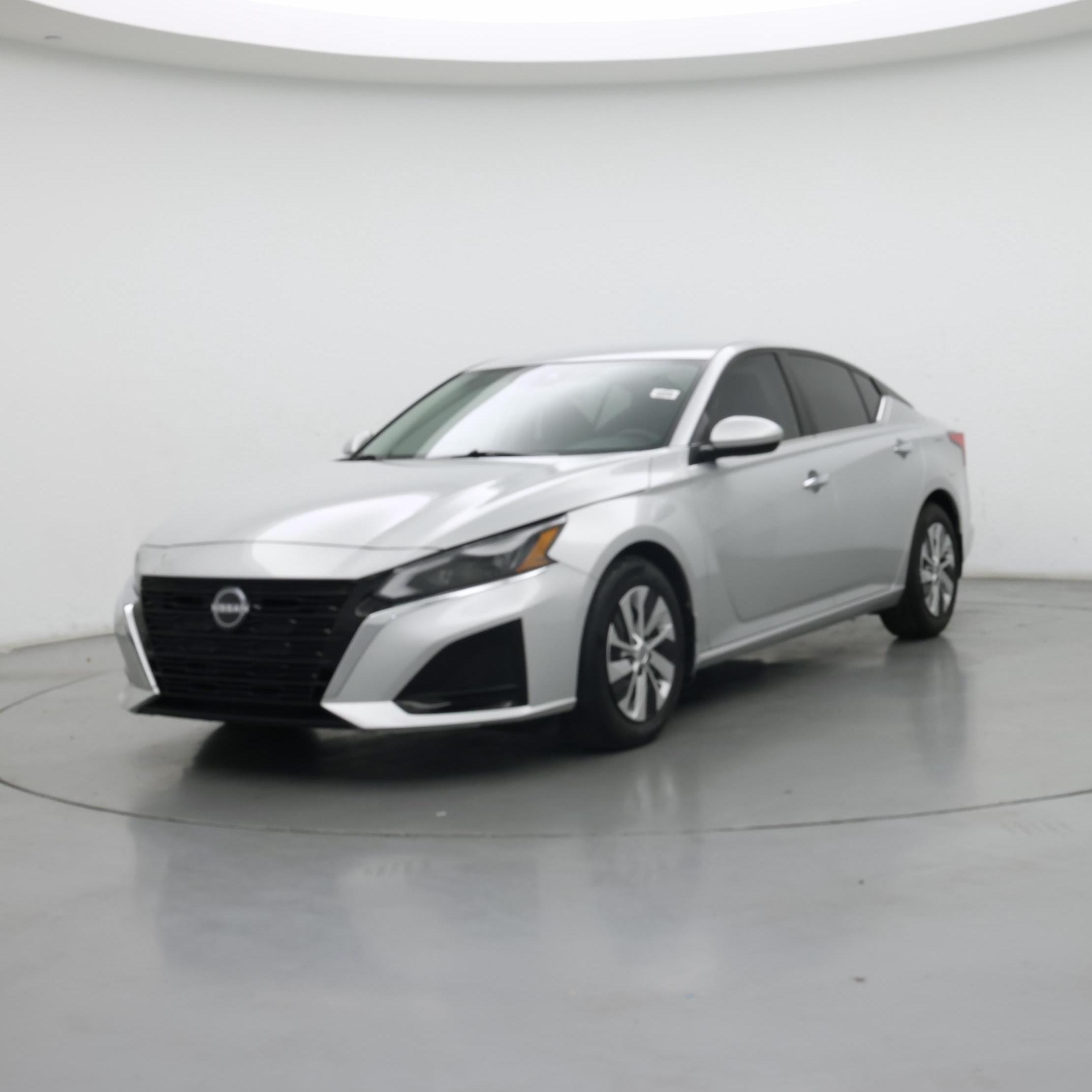 Thumbnail: 2023 Nissan Altima - 4