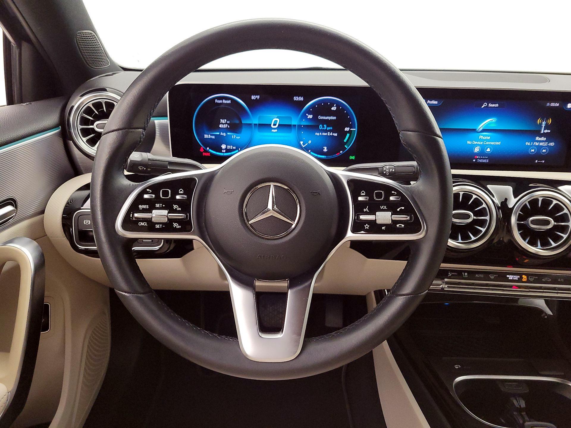 Thumbnail: 2020 Mercedes-Benz A-Class - 10