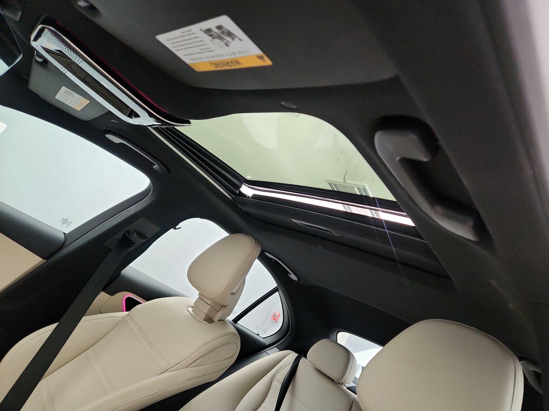 Thumbnail: 2025 Mercedes-Benz C-Class - 19